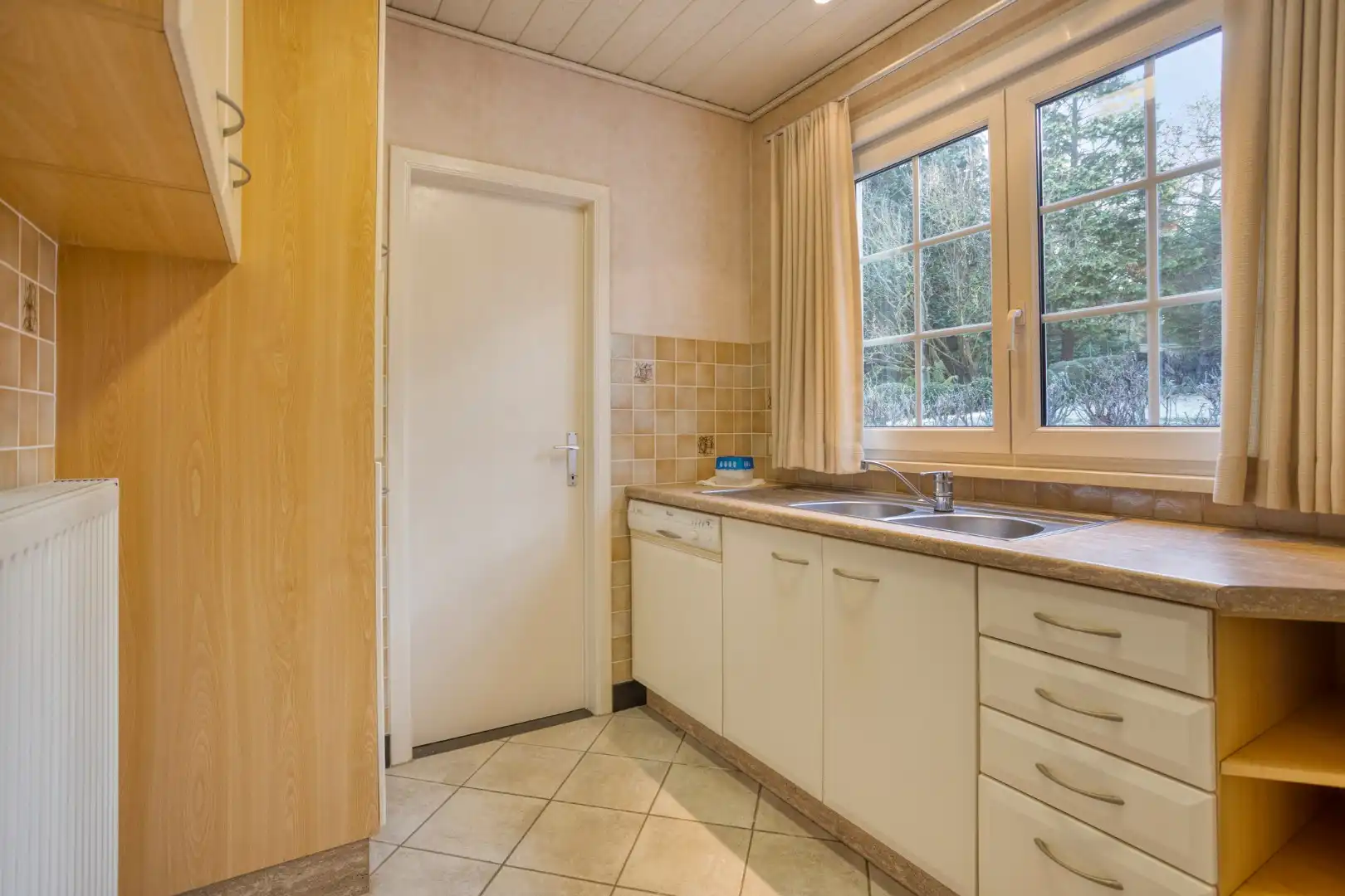 Charmante open bebouwing met 3 slaapkamers, tuin, terras en garage in Kessel-Lo! – EPC 562 kWh/m² - bewoonbare opp. 154 m² foto 14