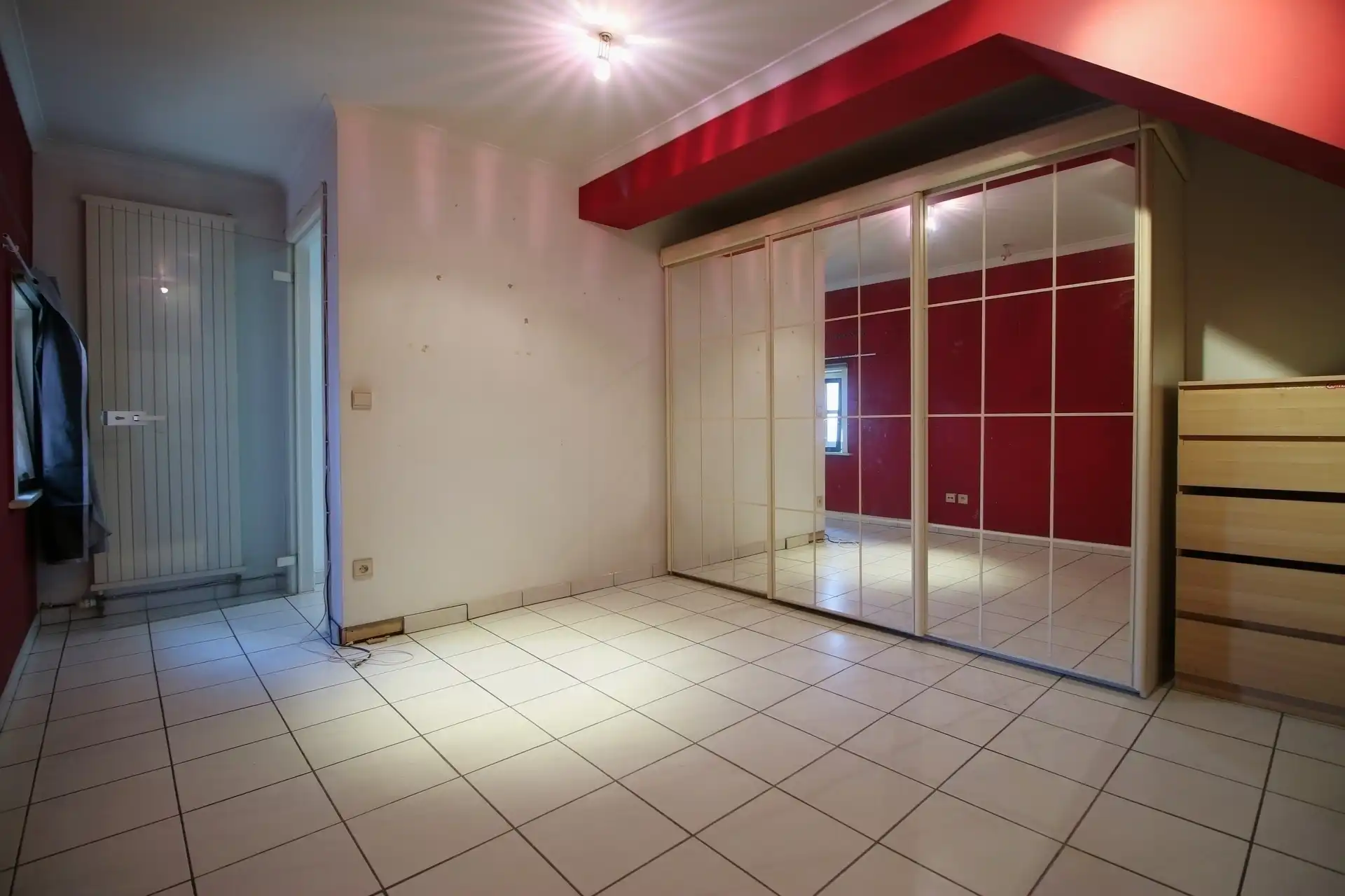 Ruim te renoveren handelspand met woning foto 22