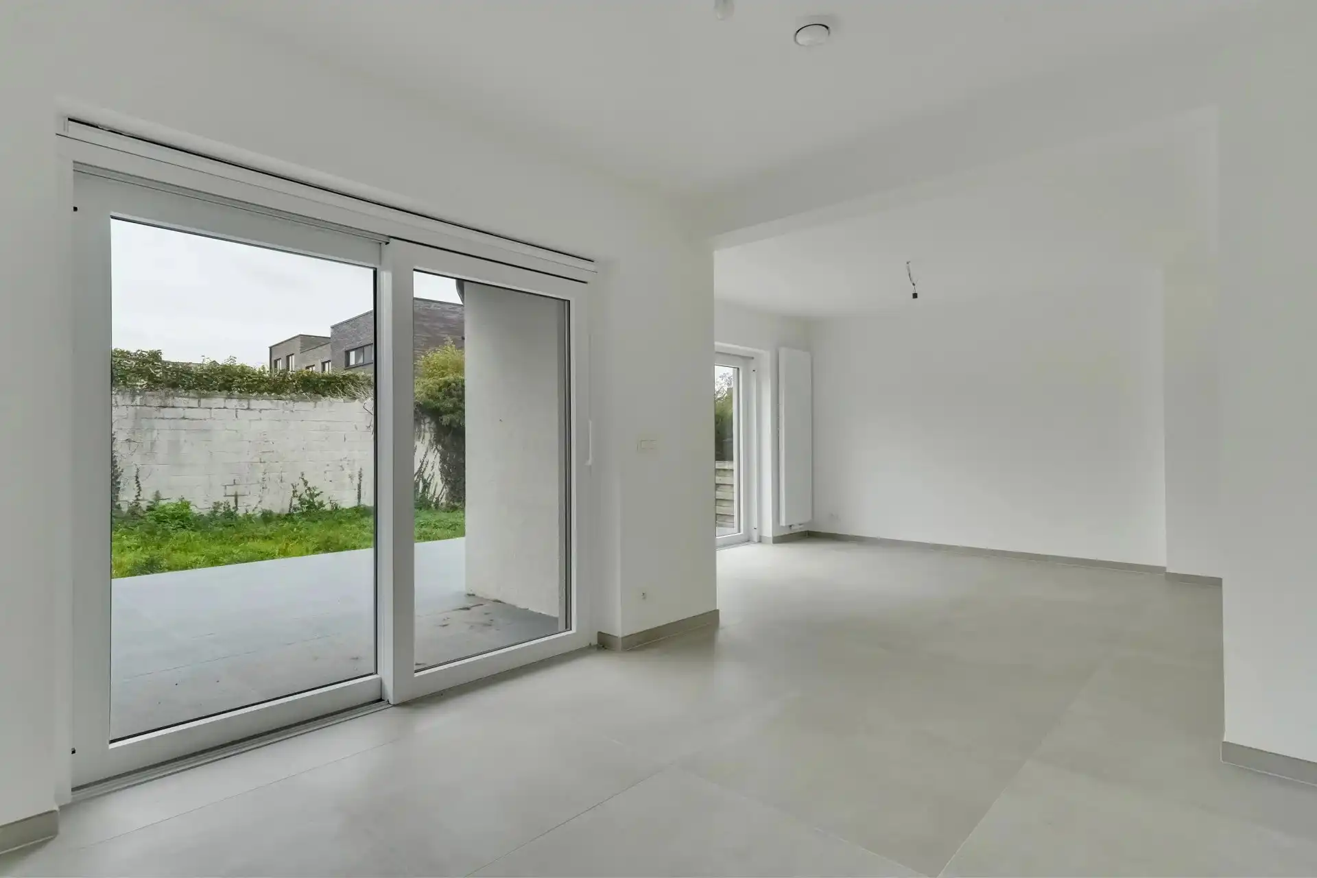 Eigentijdse woning met tuin in rustige omgeving foto 8