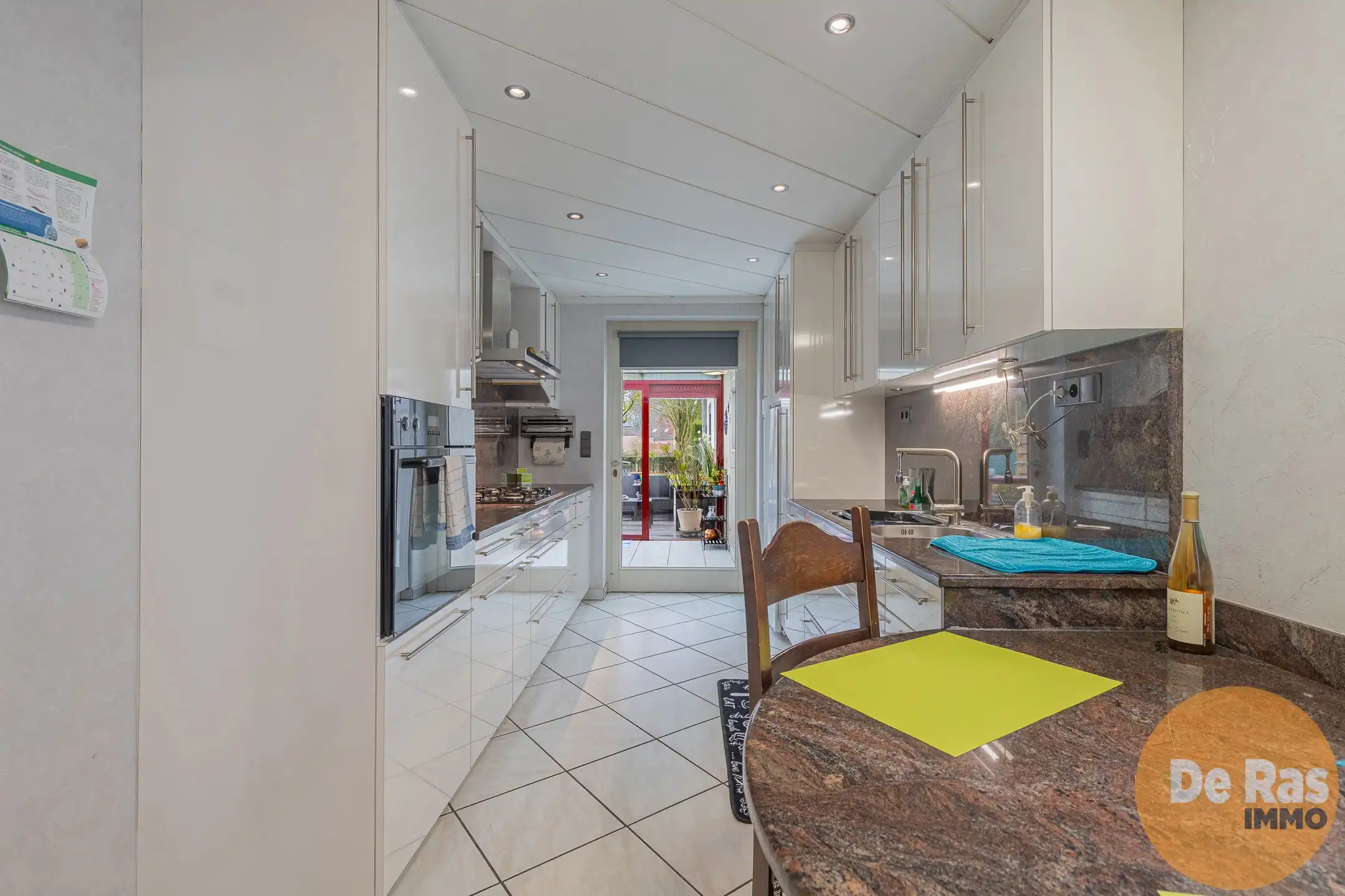 EREMBODEGEM - Gezinswoning met 3 slpk, garage en ruime tuin! foto 8