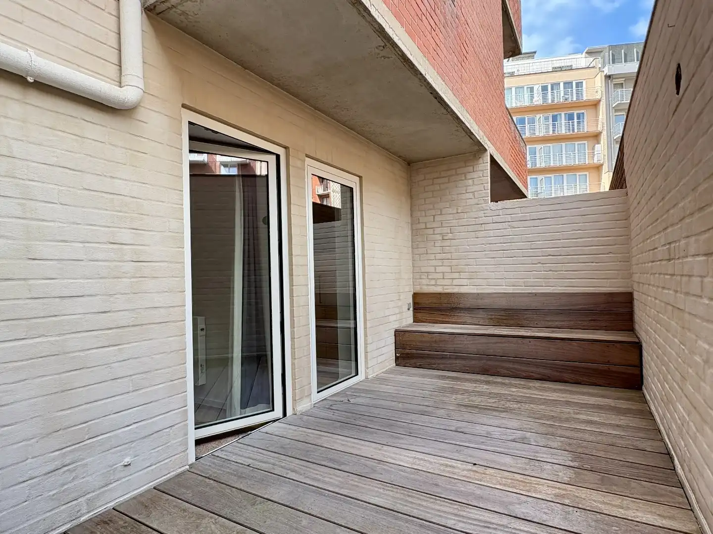 Recent gerenoveerd twee-slk-appt om de hoek van het strand. foto 13