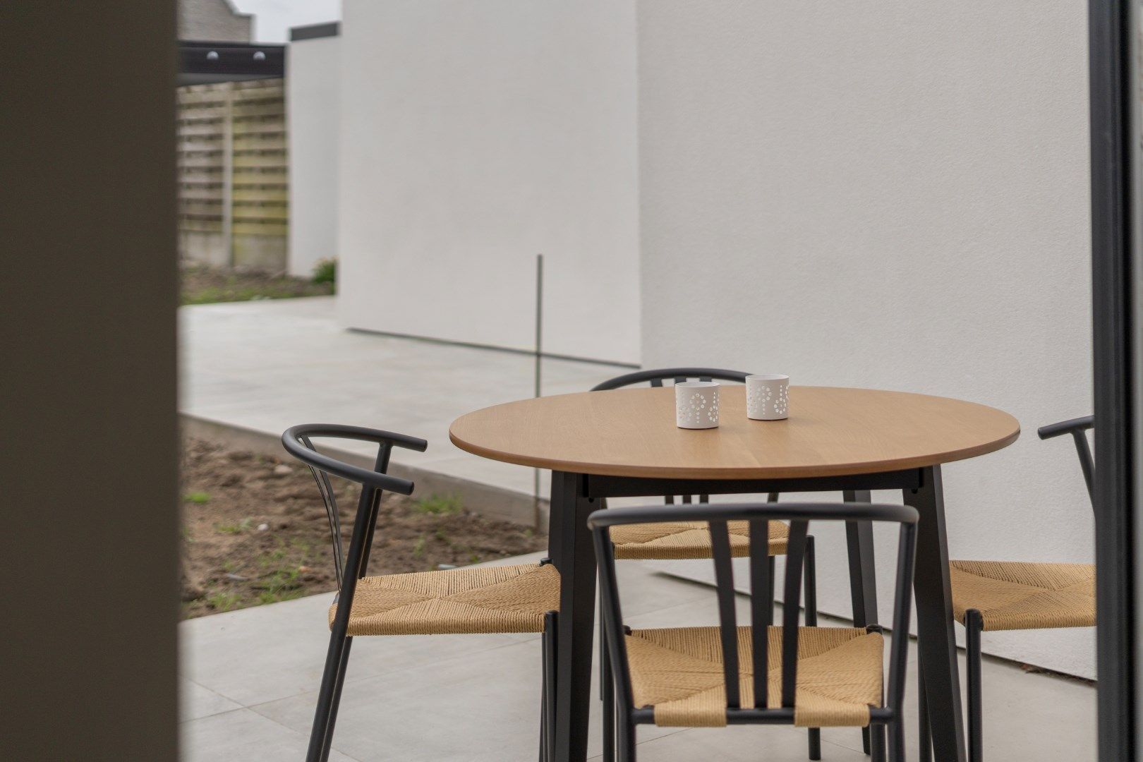 Instapklare, stijlvol gerenoveerde rijwoning in het hart van Bredene-Dorp foto 8