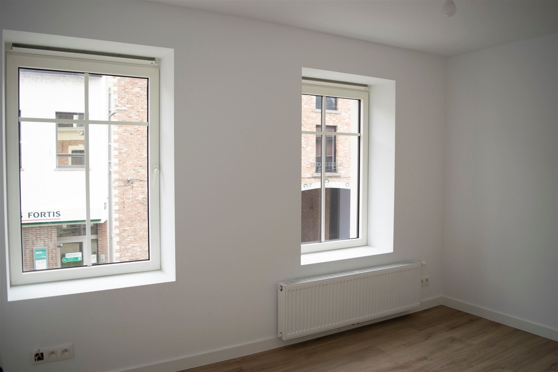 Prachtig gerenoveerde woning met tuin foto 14
