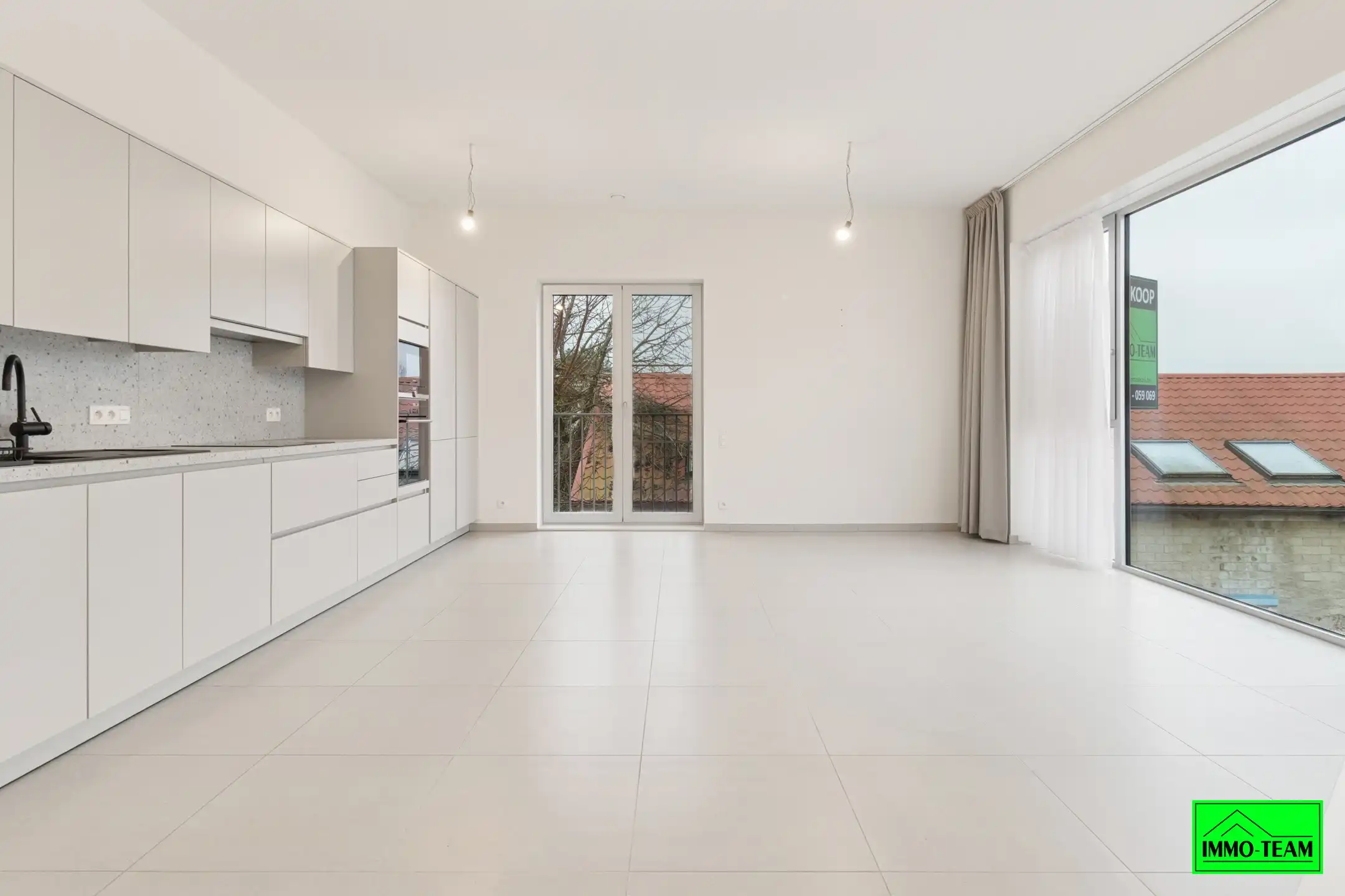 Energiezuinig, recent appartement vlakbij centrum foto {{pictureIndex}}