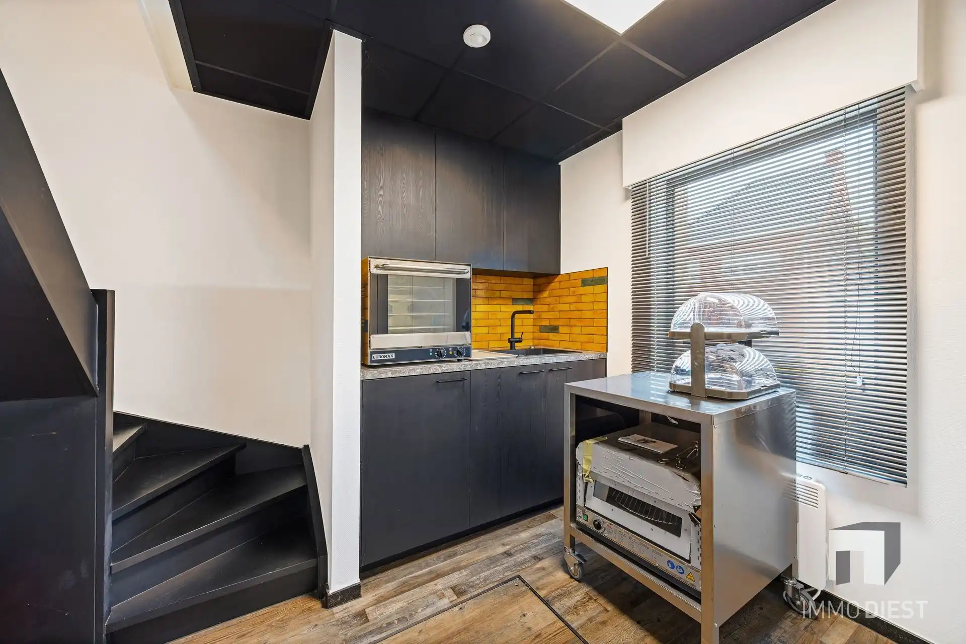 Twee vliegen in één klap: appartement en handel foto 15