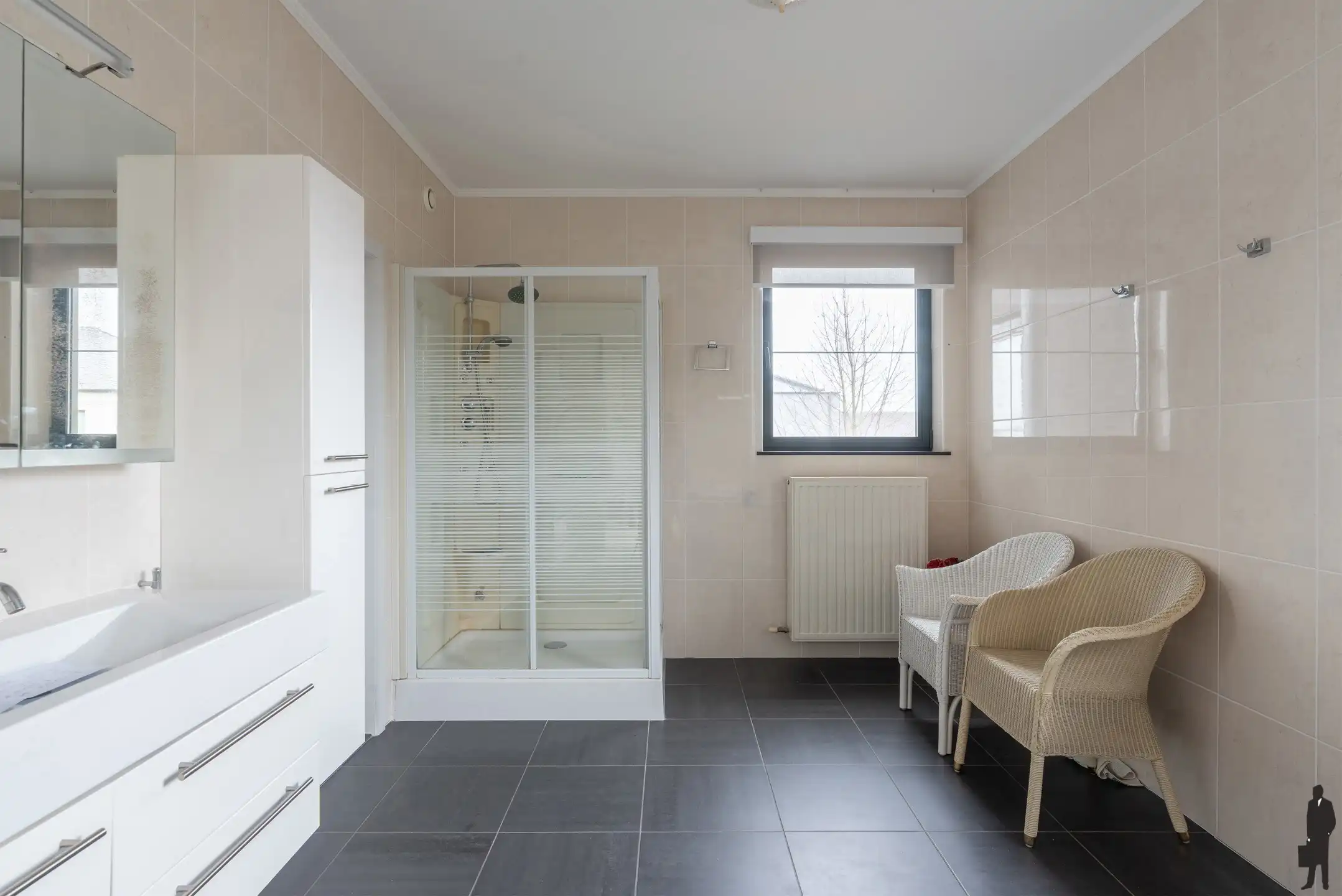 Ontdek dit uitzonderlijk ruime en goed gelegen appartement in het hart van Hoogstraten. Met een royale woonruimte van maar liefst 80 m² foto 31