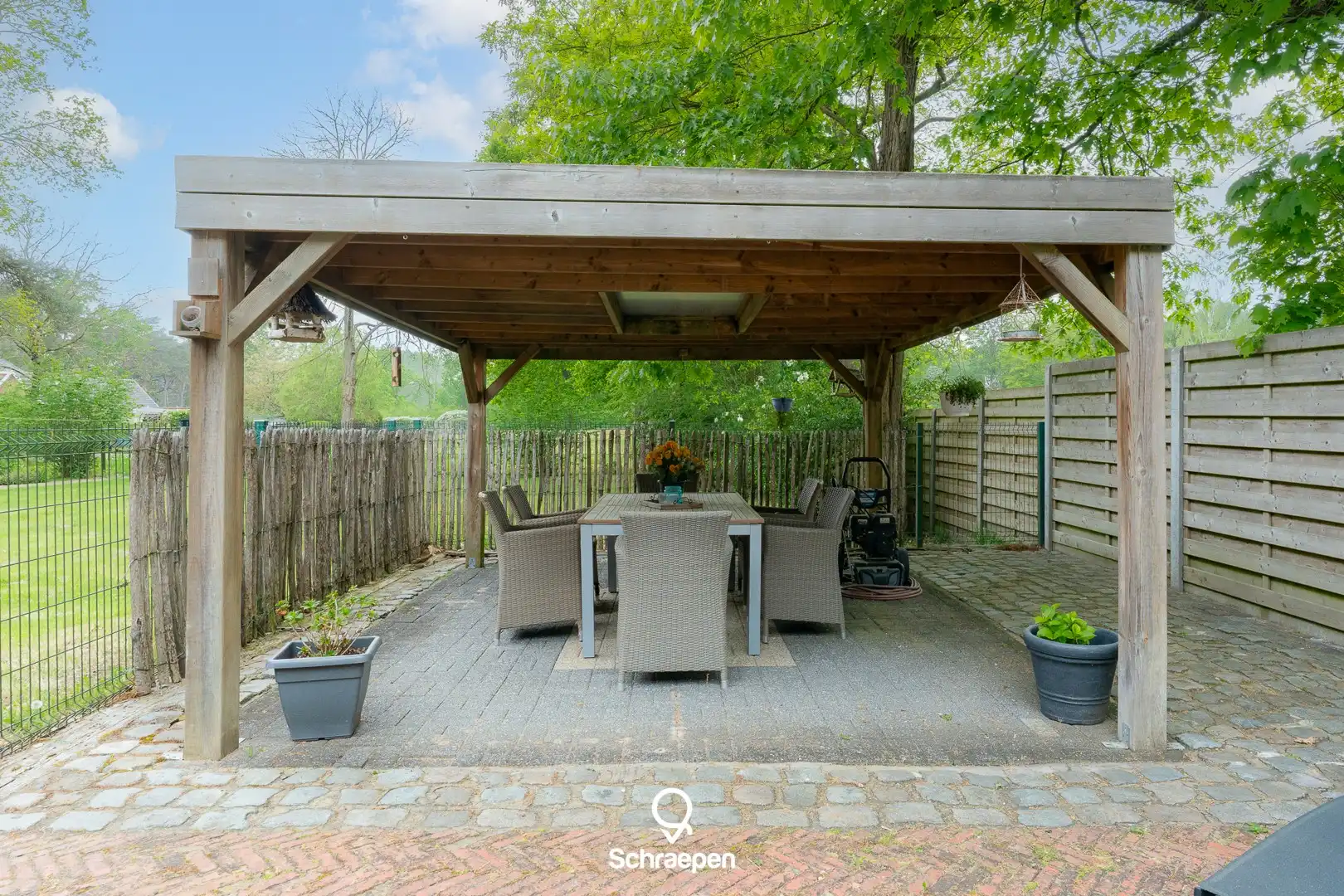 Idyllisch gelegen woning (314 m²) op een riant perceel van 50 are te Hasselt! foto 26