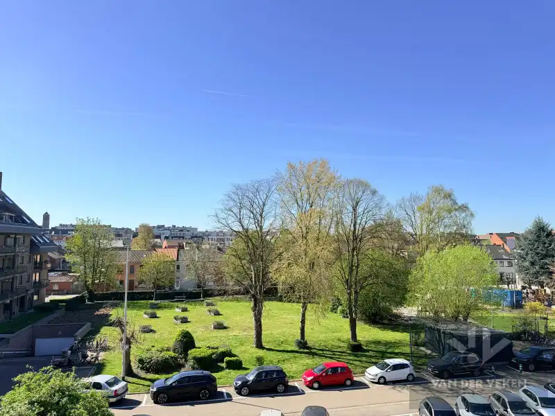 100% GERENOVEERD APPARTEMENT MET 2 SLAAPKAMERS OP TOPLOCATIE foto 6