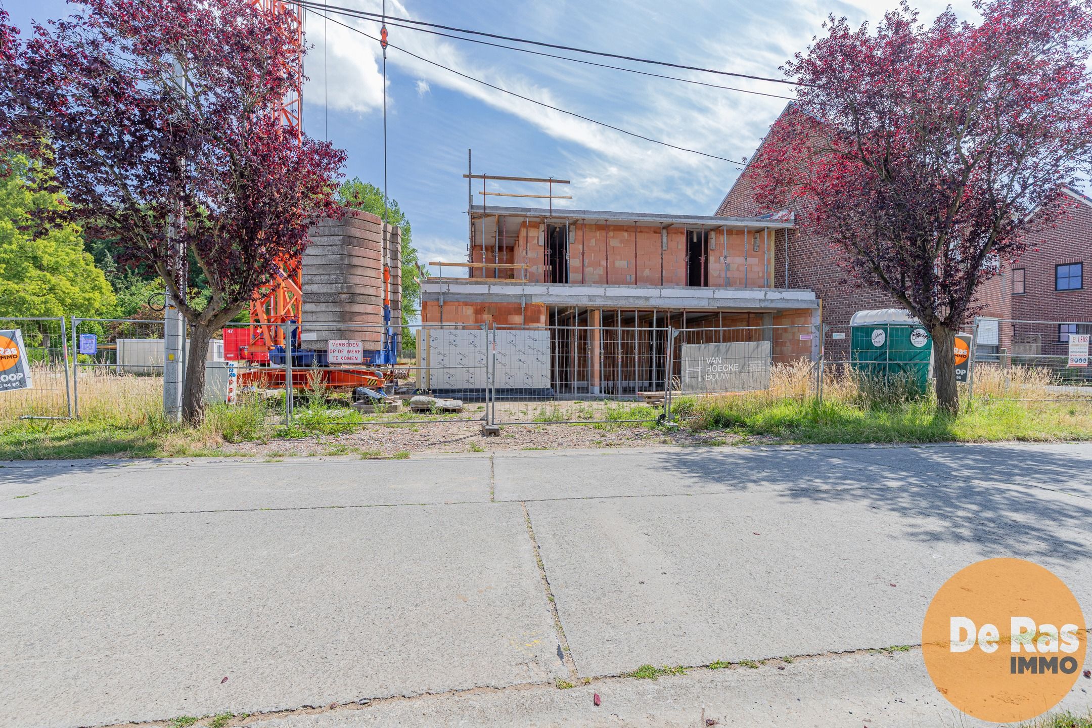 GIJZENZELE – Exclusief nieuwbouwproject in rustige buurt foto {{pictureIndex}}