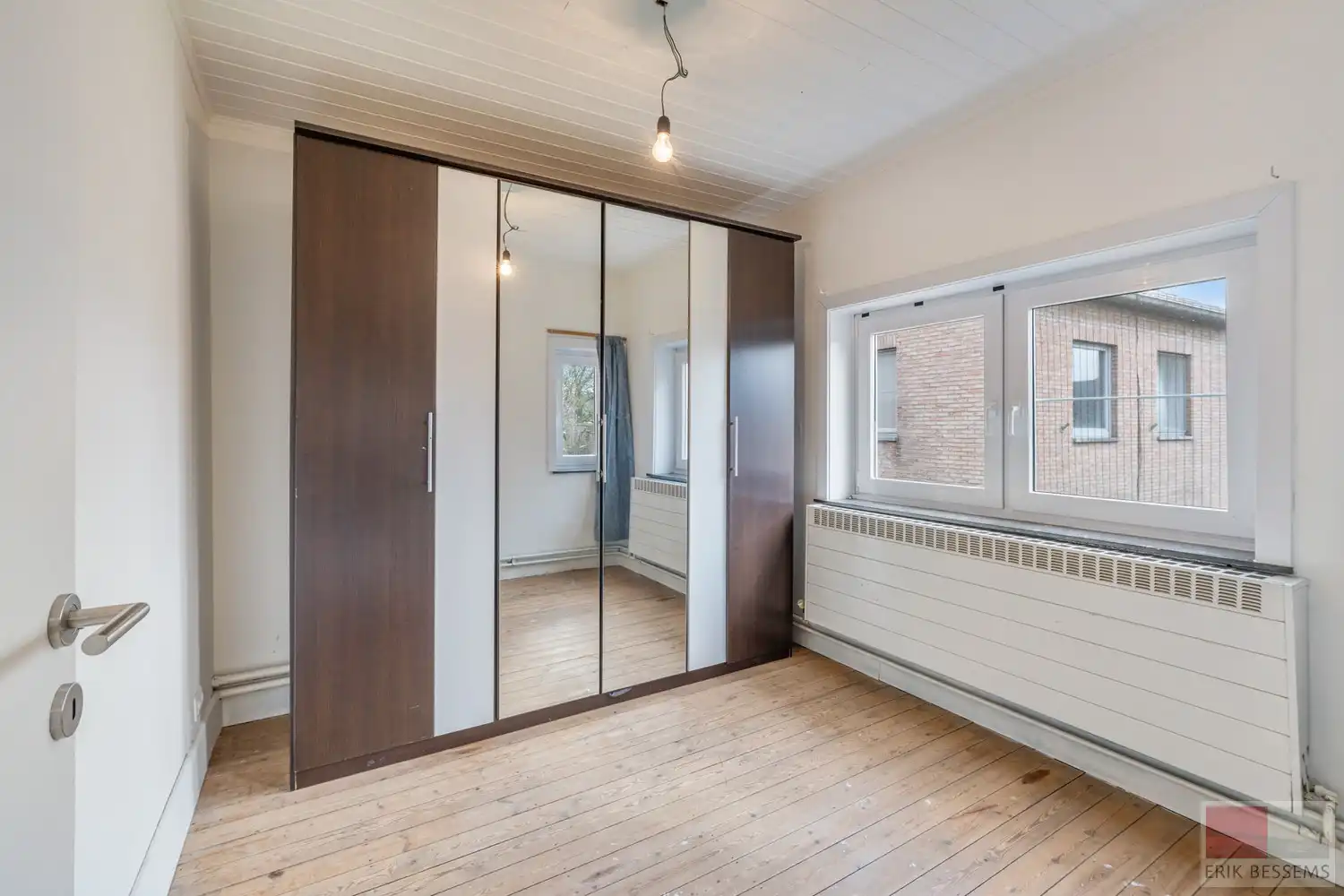 Charmante op te frissen woning met veel potentieel, met een woonoppervlakte van 169 m² foto 19