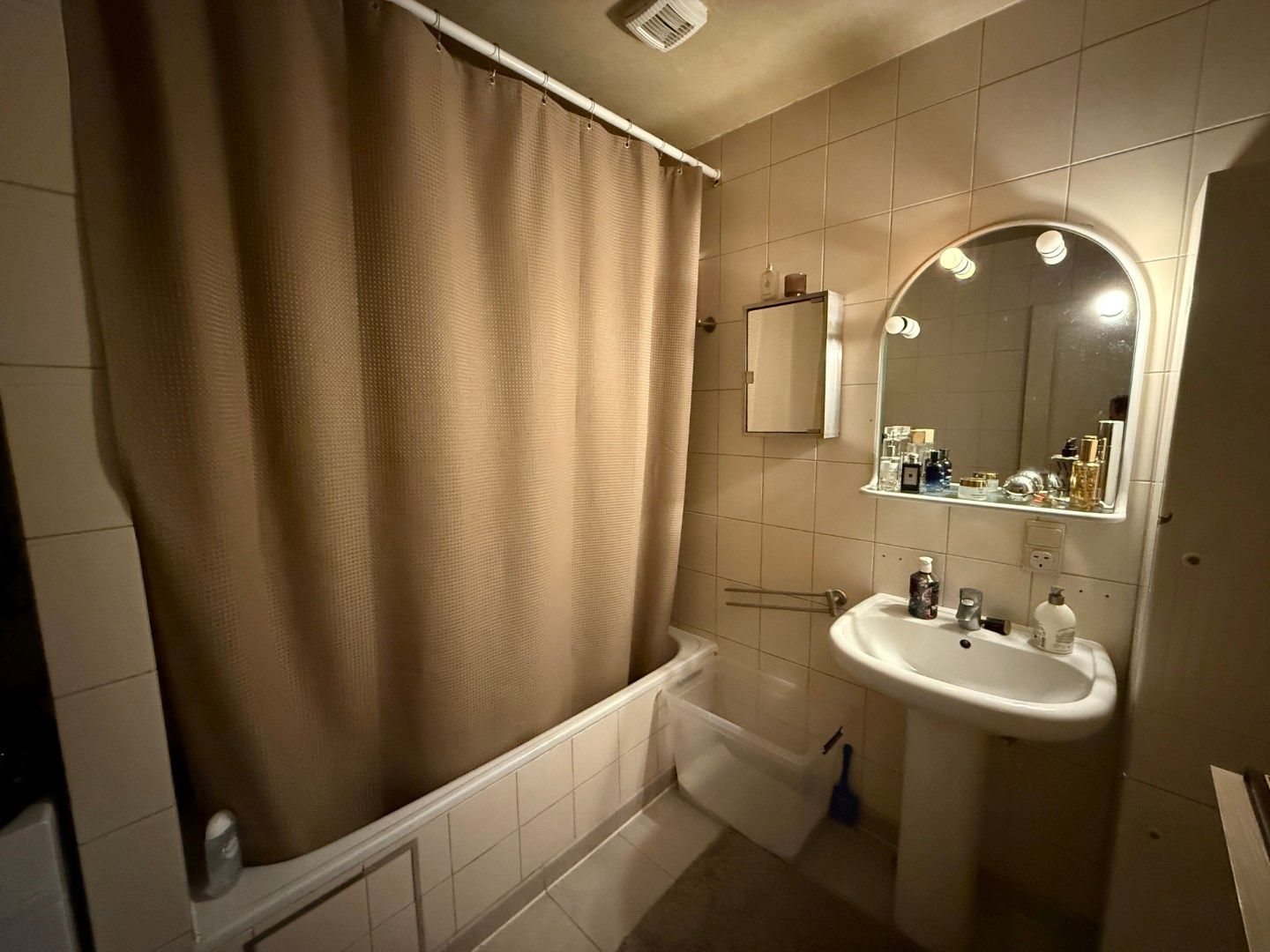 **Charmant gelijkvloers appartement met eigen ingang en centrale ligging**   foto 6