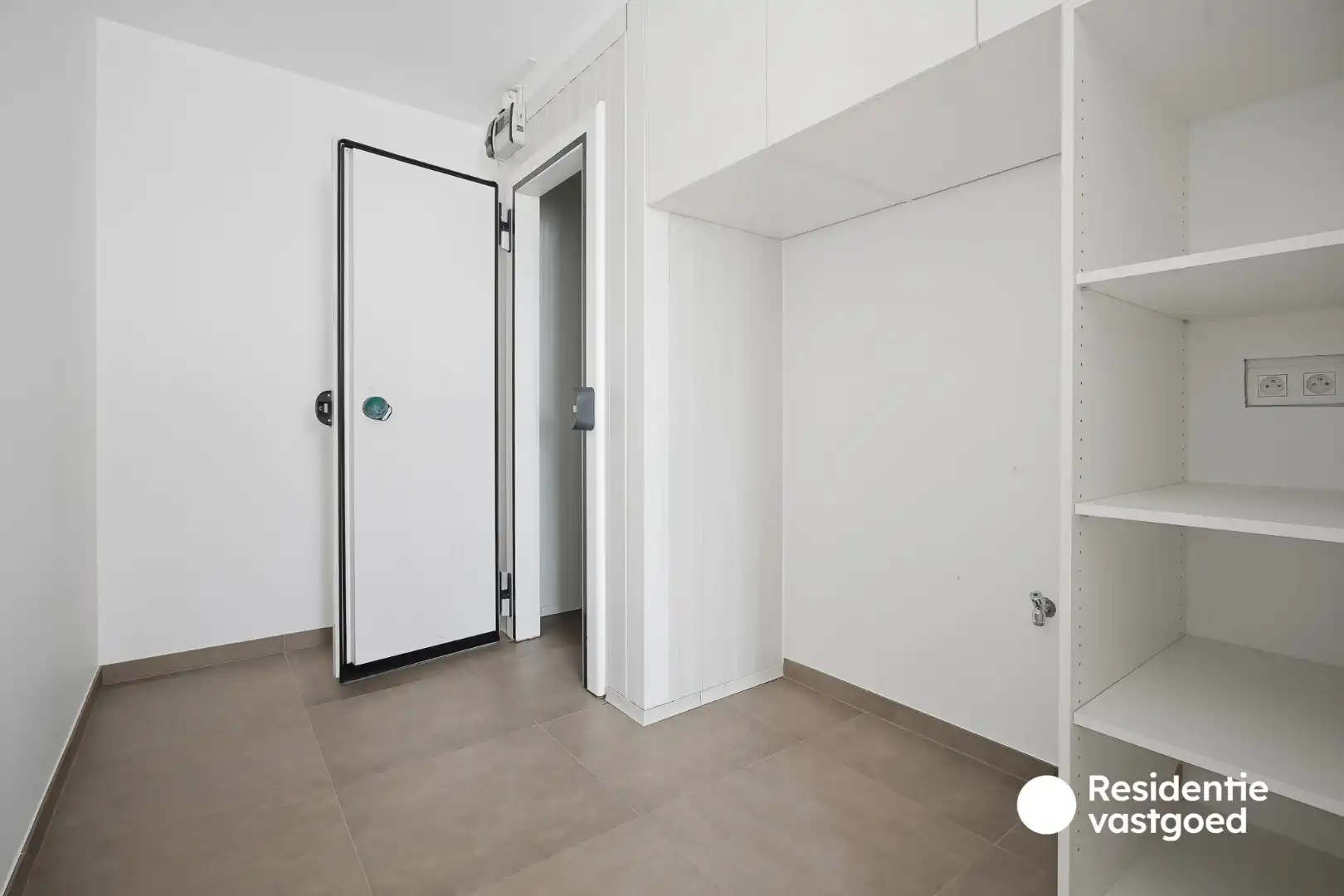 Exclusief penthouse in centrum Diksmuide! foto 10