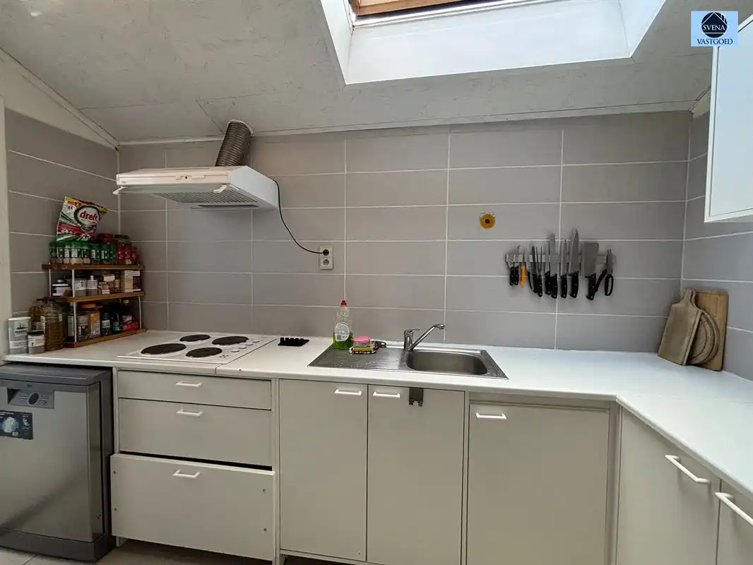 INSTAPKLARE STARTERSWONING OF INTERESSANTE INVESTERING MET 2 SLAAPKAMERS foto 6