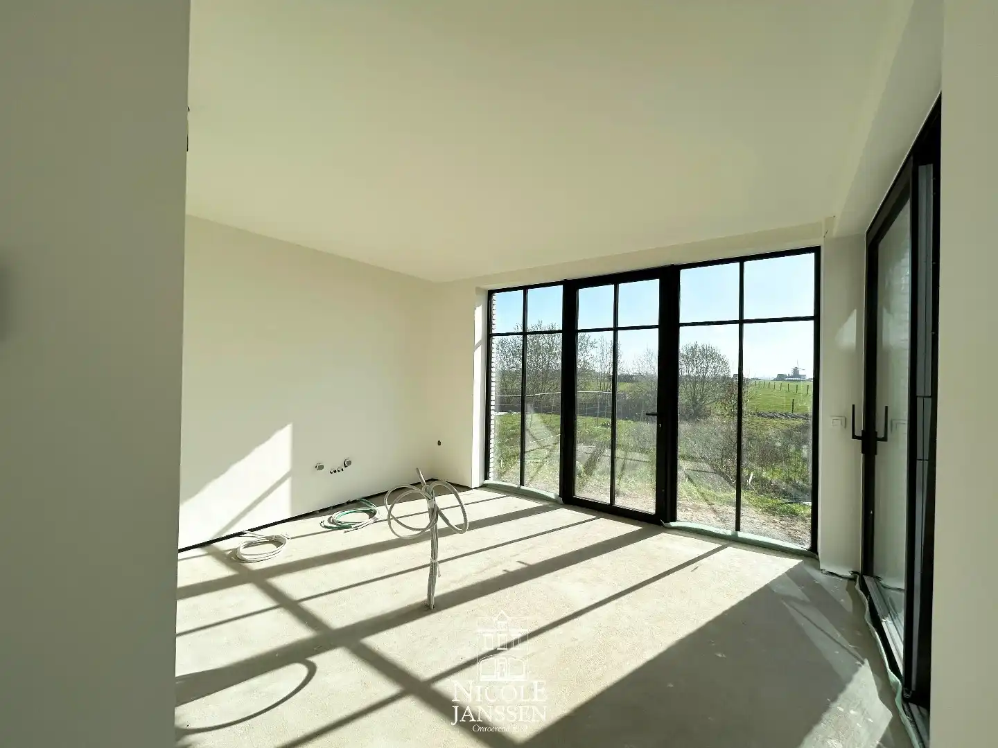Vrijstaande nieuwbouwwoning (casco plus) foto 2