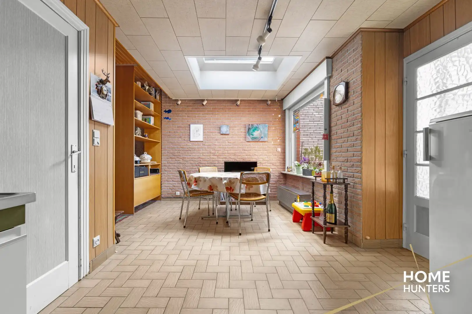 Ruime woning op een uitstekende locatie met 4 slaapkamers, een ruime zolder en een mogelijkheid om een garage te plaatsen foto 9