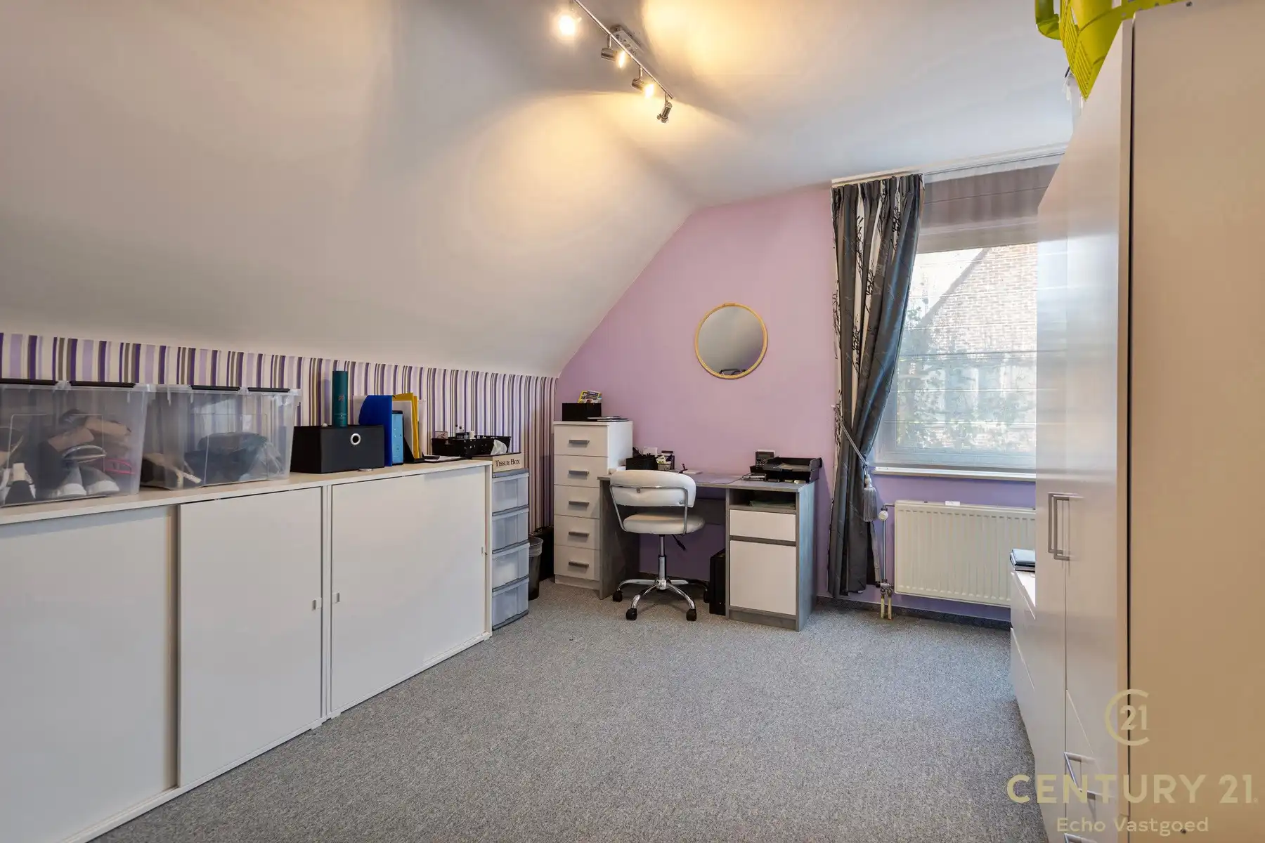 Ruime, gerenoveerde villa met fraaie tuin op ca 2420m² foto 25