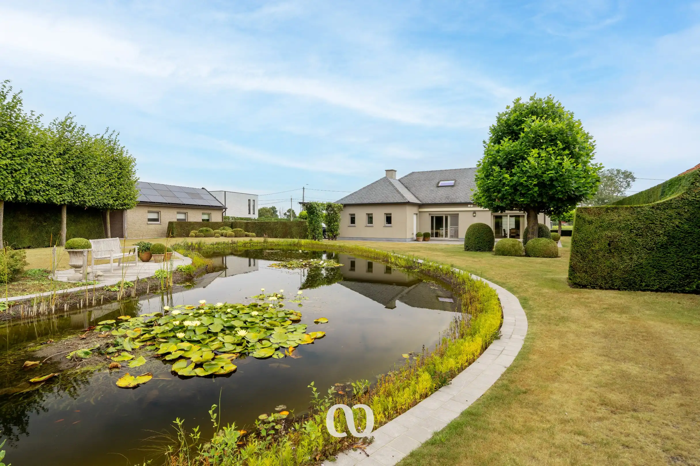 Prachtig onderhouden villa op meer dan 2.000 m² in Kaster foto 32