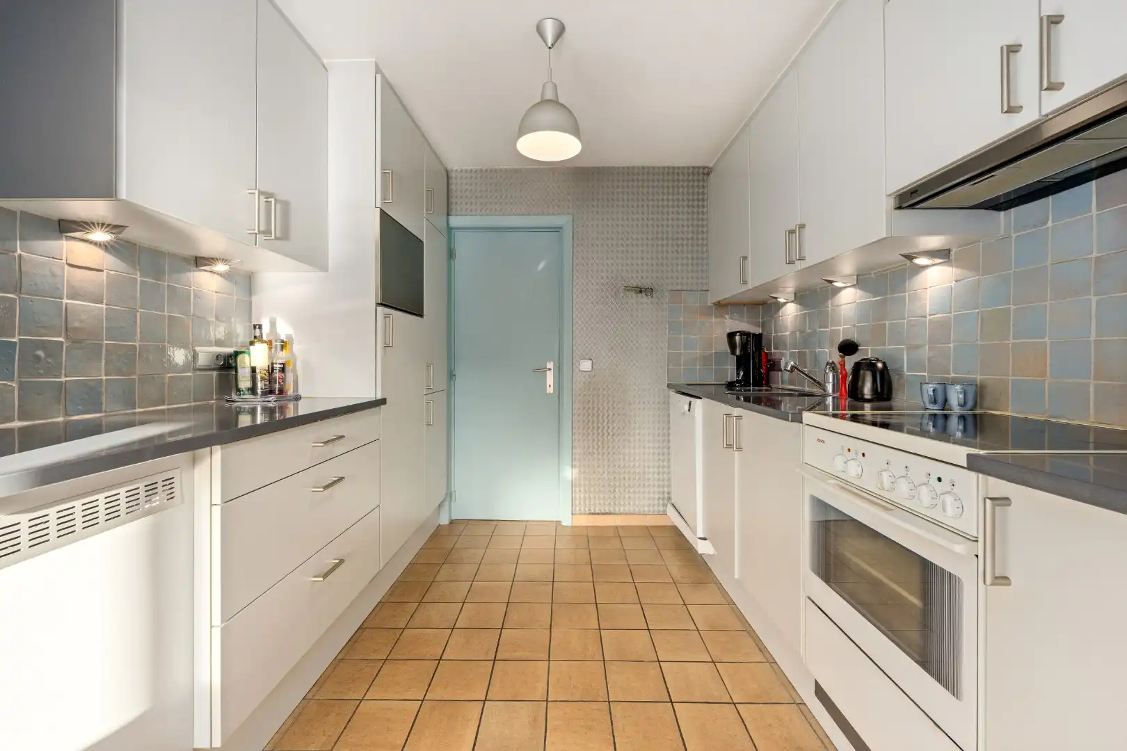 Perfect onderhouden bel-etagewoning in gezellige buurt te Sint-Michiels foto 9