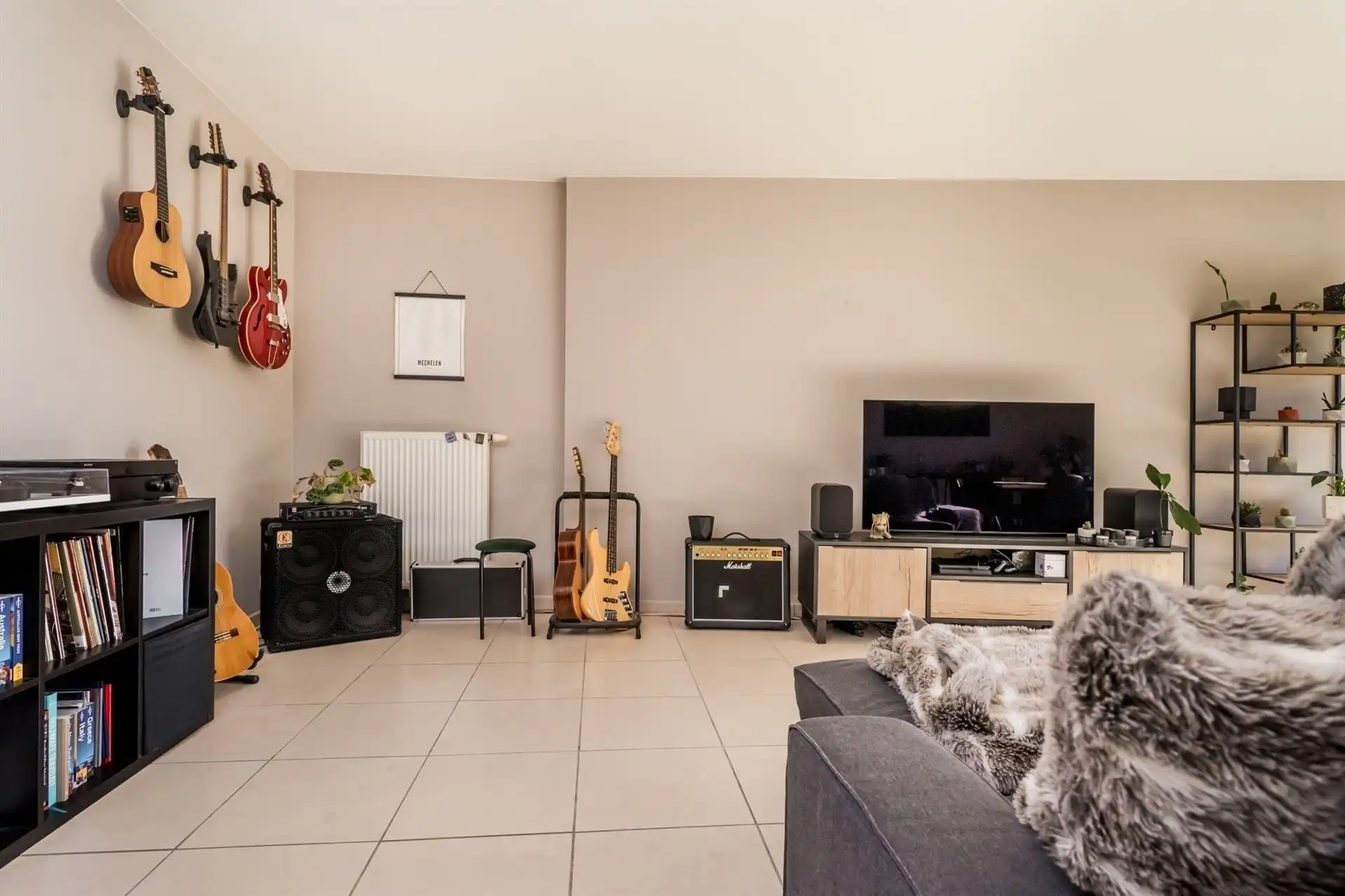 Lichtrijk glv appartement met tuin & 2 slaapkamers foto 6