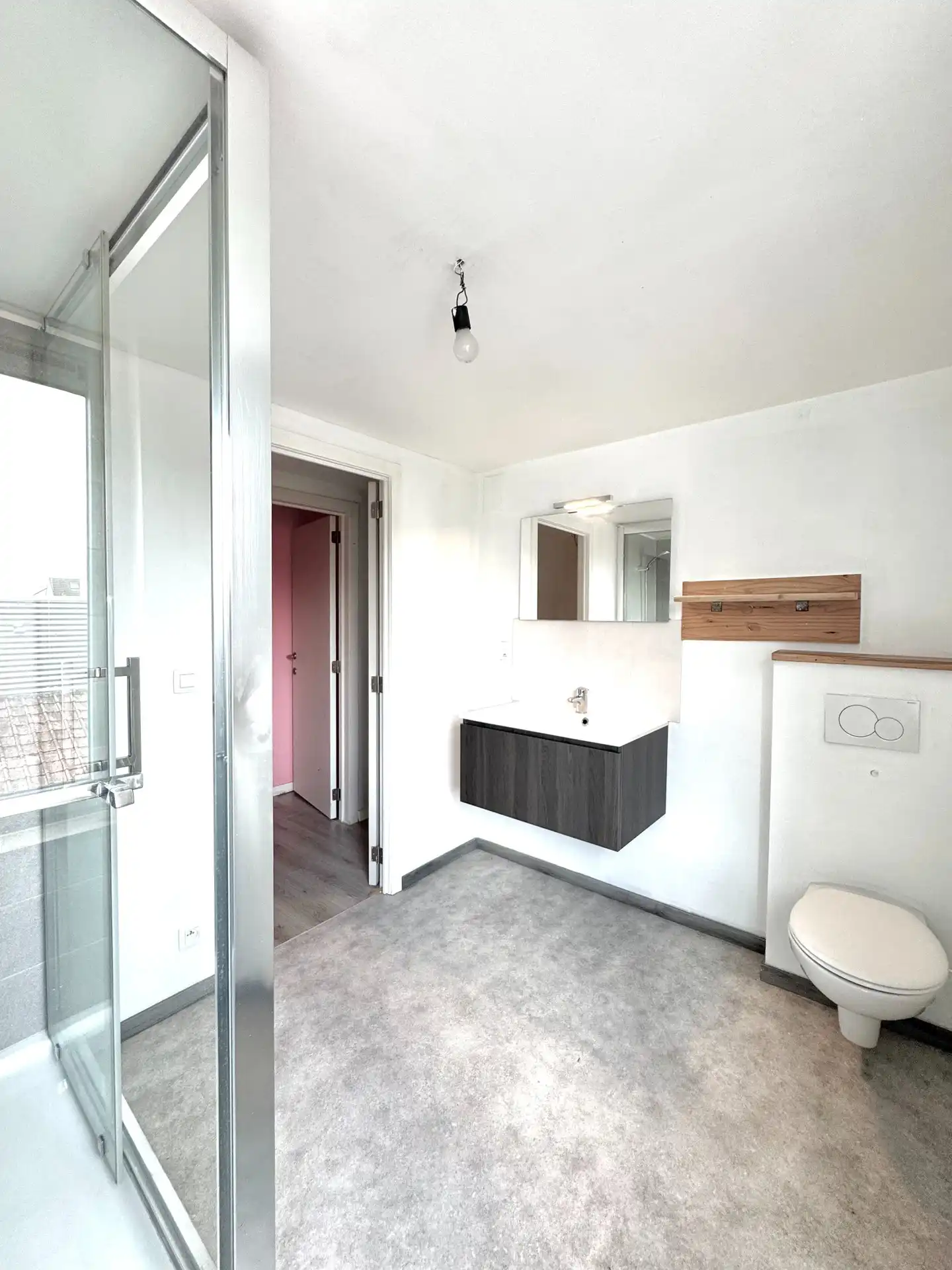 GEZELLIG INSTAPKLAAR HUISJE MET 3 KAMERS & TUIN foto 16