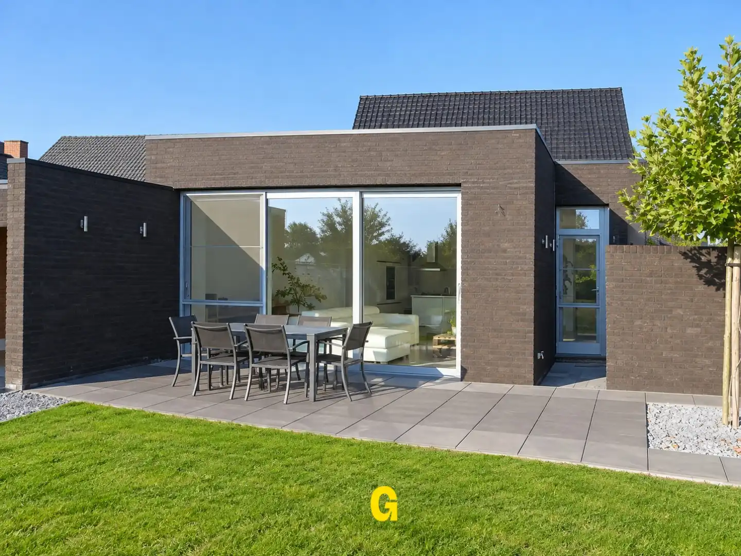 Aantrekkelijk gerenoveerde woning in OB met drie slaapkamers, terras, garage en tuin  foto 19
