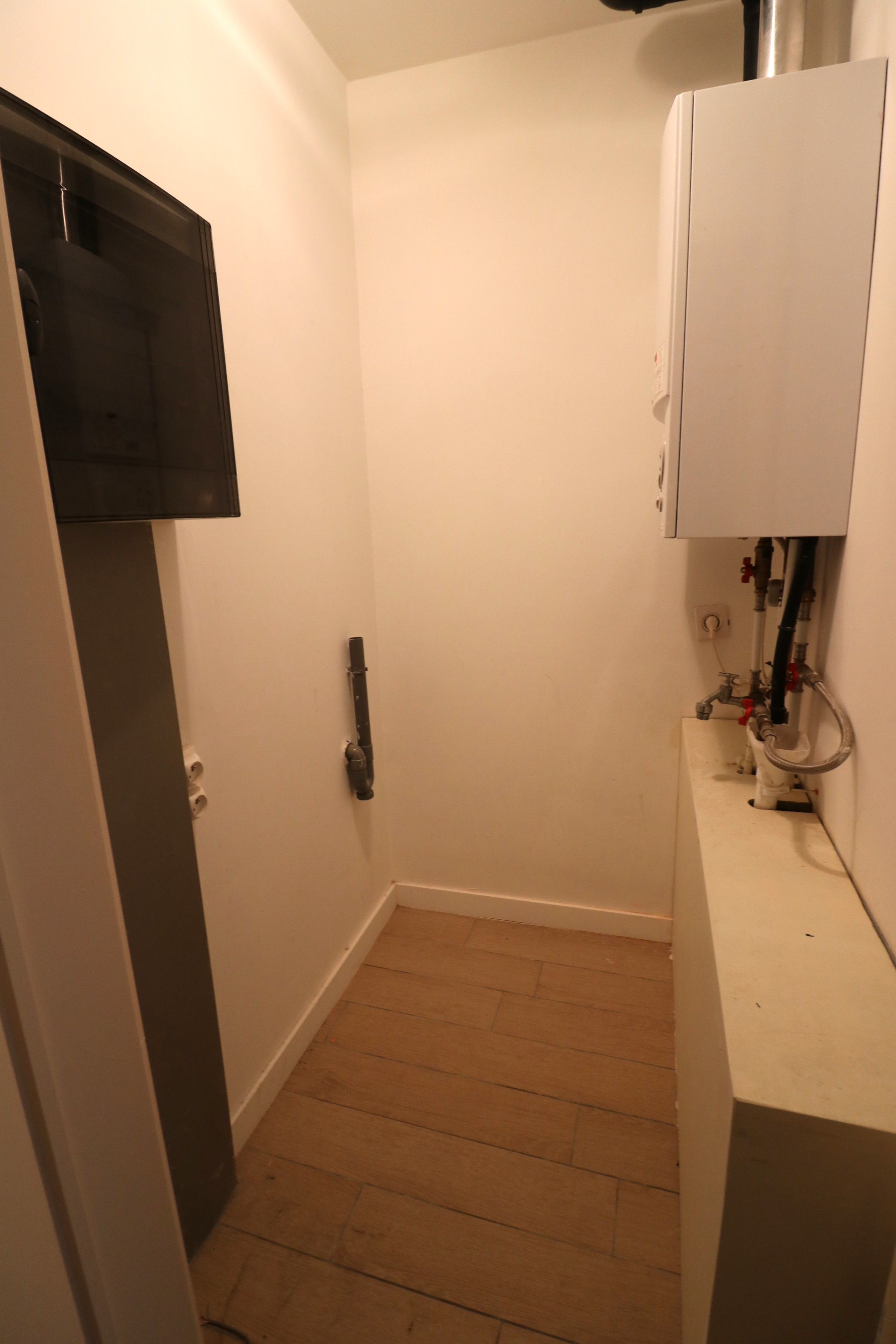 Ruim duplexappartement met 2 slaapkamers foto 6