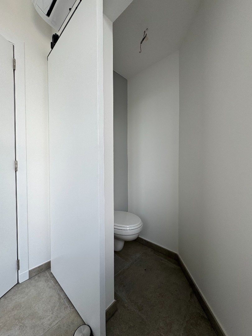 een appartement op VERD. 1. met garage foto 8