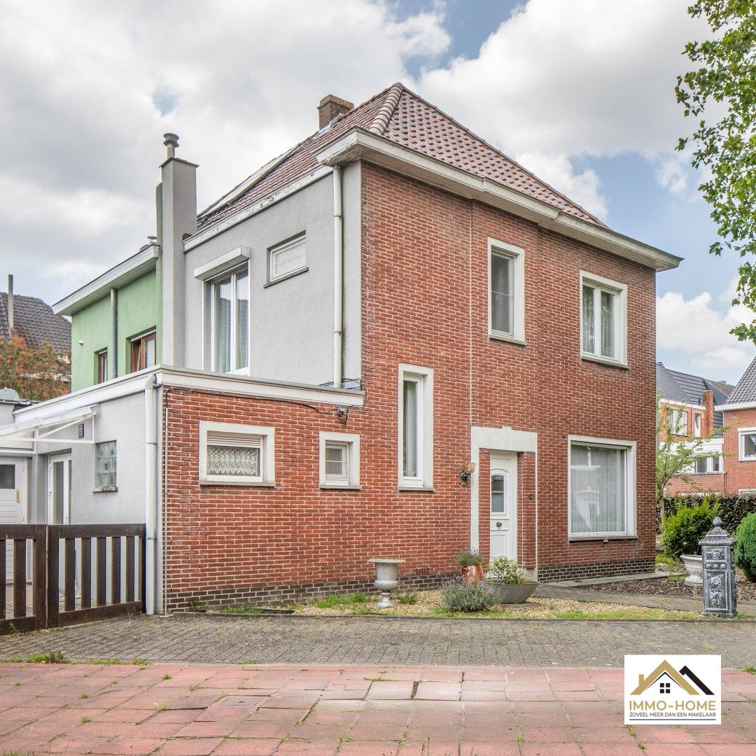 Te renoveren woning op toplocatie foto 2