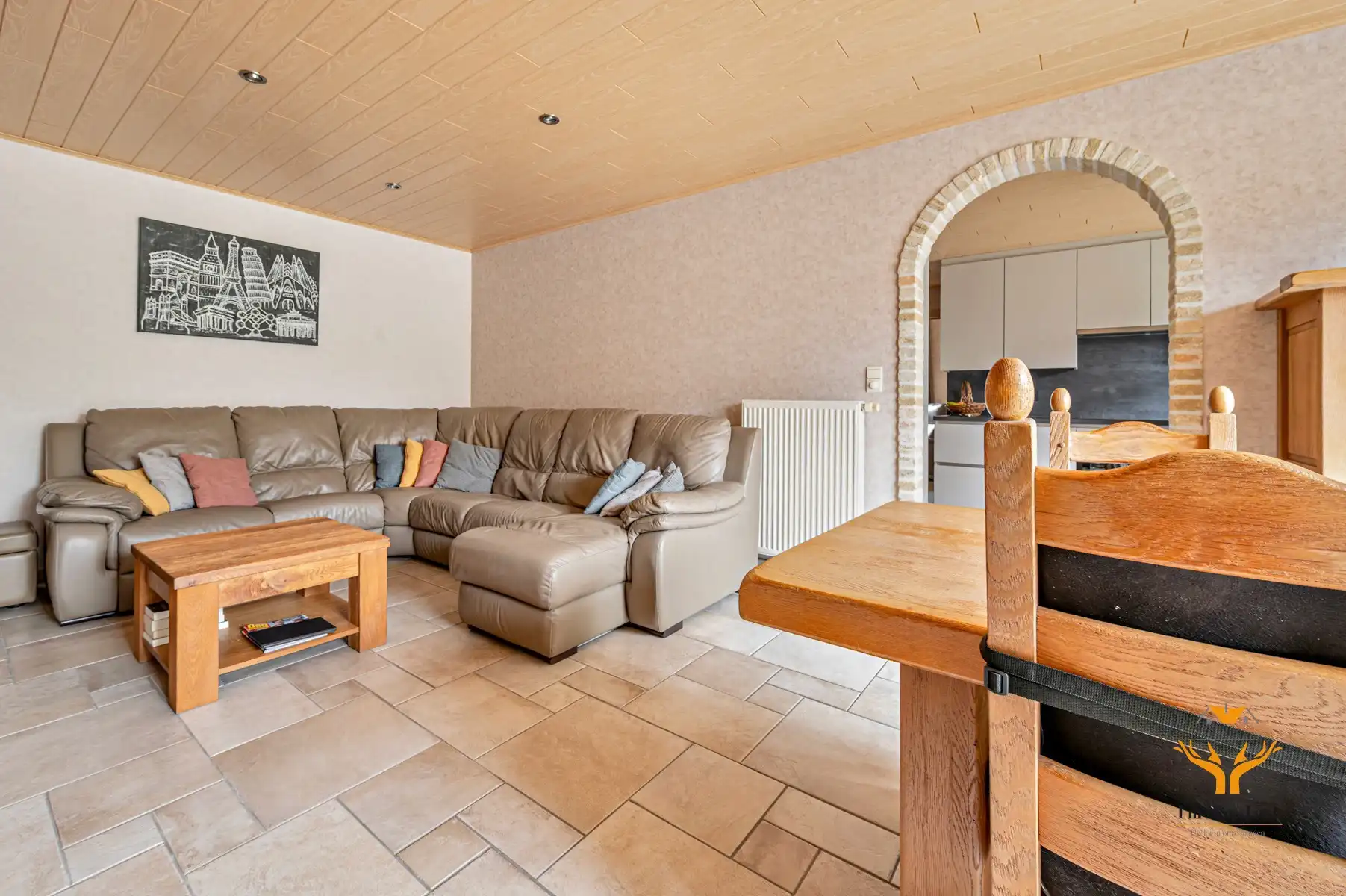 Instapklaar gelijkvloers appartement met tuin en garage foto 6