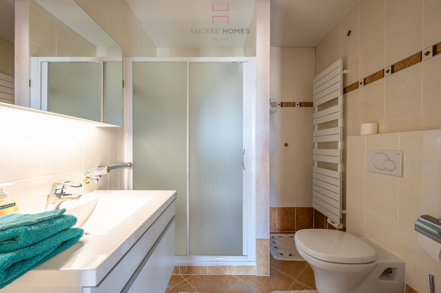Riant appartement met open zicht over het meer van Duinbergen foto 18