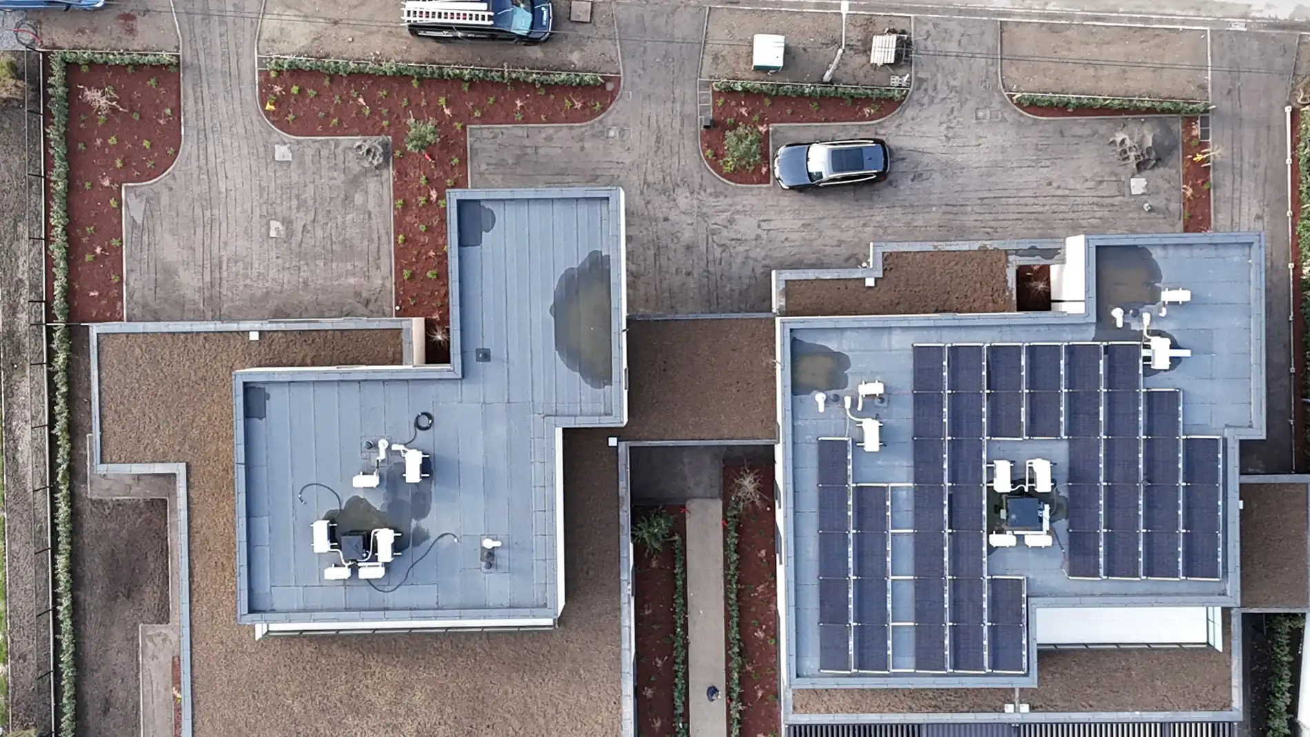 HOOGWAARDIG AFGEWERKT APPARTEMENT VAN 122,50 M² MET 2 SLAAPKAMERS, RUIM TERRAS EN PARKEERPLAATS TE CENTRUM TUILT foto 6