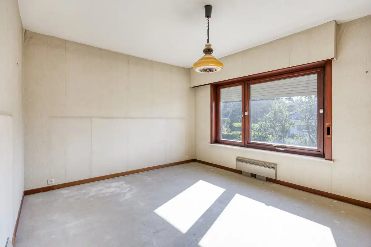 te renoveren huis op een perceel van 2445m² te koop in Geel foto 19