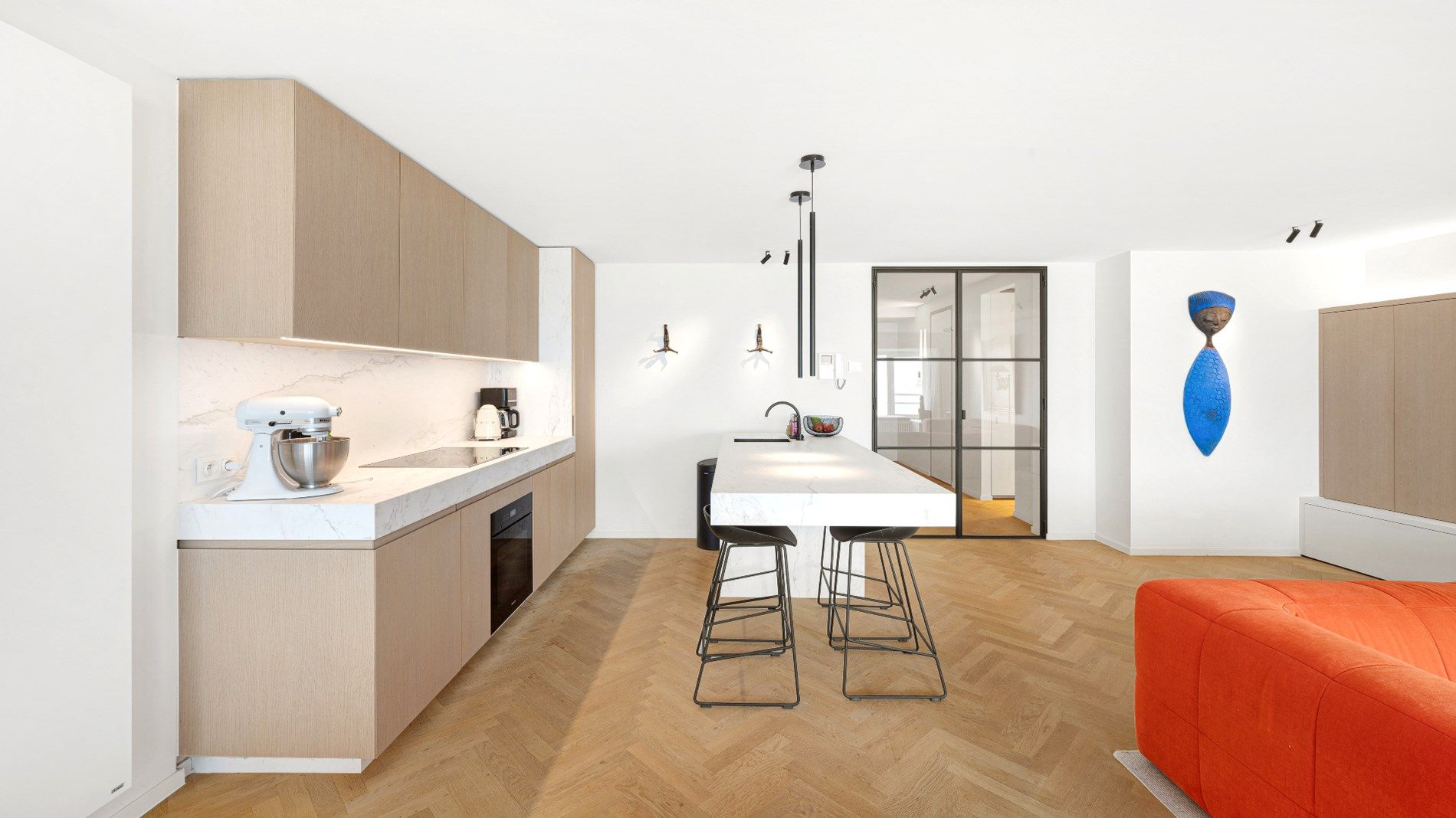 Luxueus vernieuwd appartement op de Zeedijk vlakbij het Rubensplein te Albertplage. Garage te koop foto 7