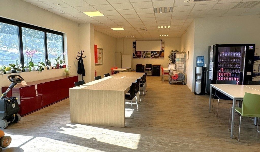 Kantoor met magazijn te huur aan de voorhaven in Gent foto 7