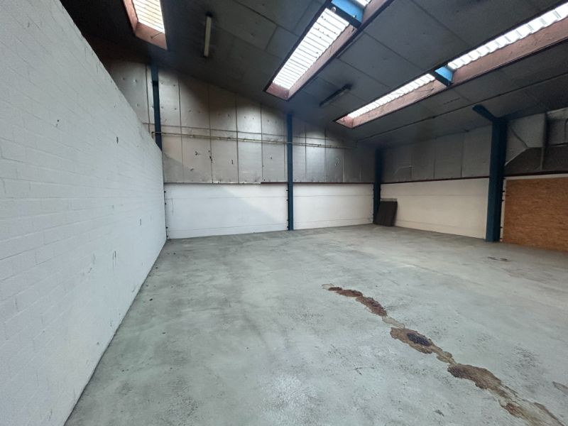 Ruime werkplaats / atelier met kantoren op topligging nabij UZ Gent foto 11