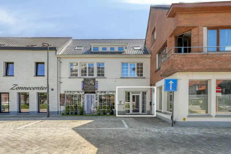 Charmante woning met prachtige tuin in het hart van Nazareth foto {{pictureIndex}}