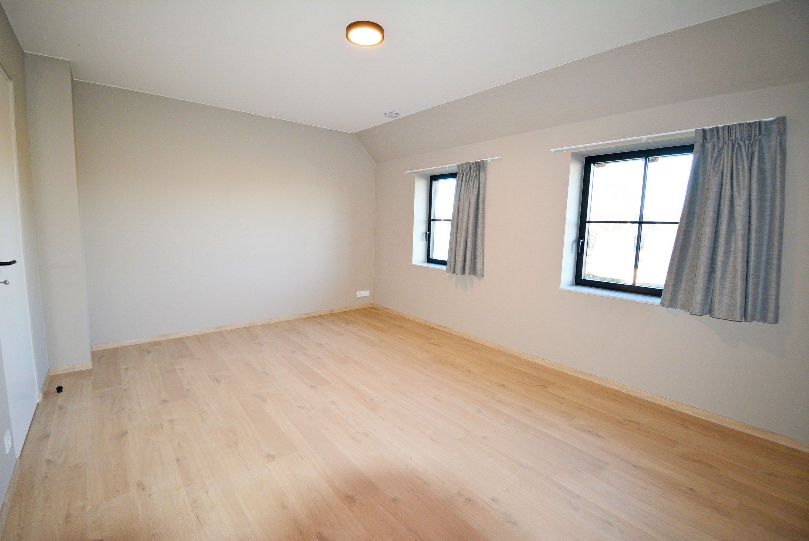 Moderne en energiezuinige nieuwbouwwoning in Koolkerke. foto 11