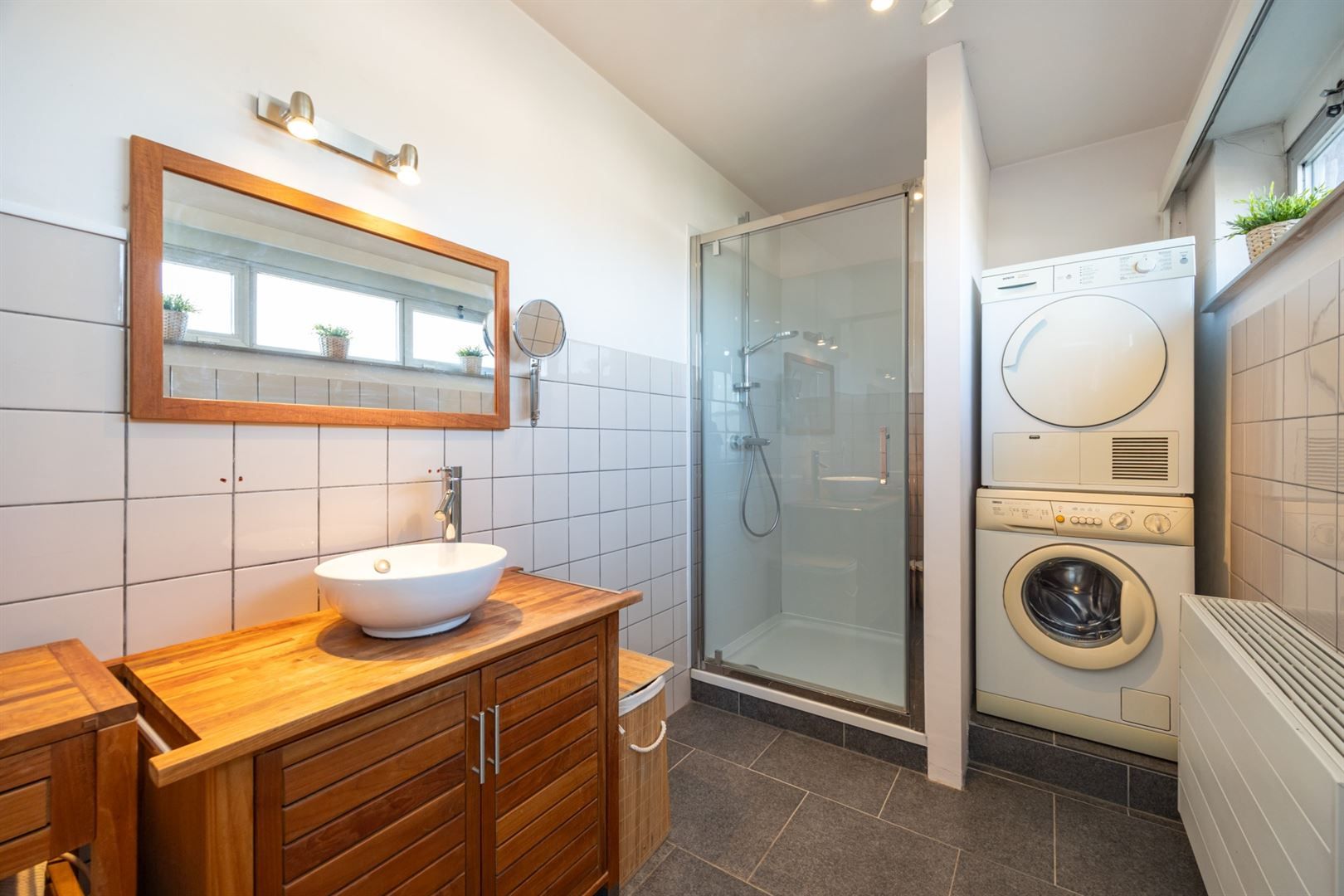 Dakappartement met 2 terrassen & garage foto 14