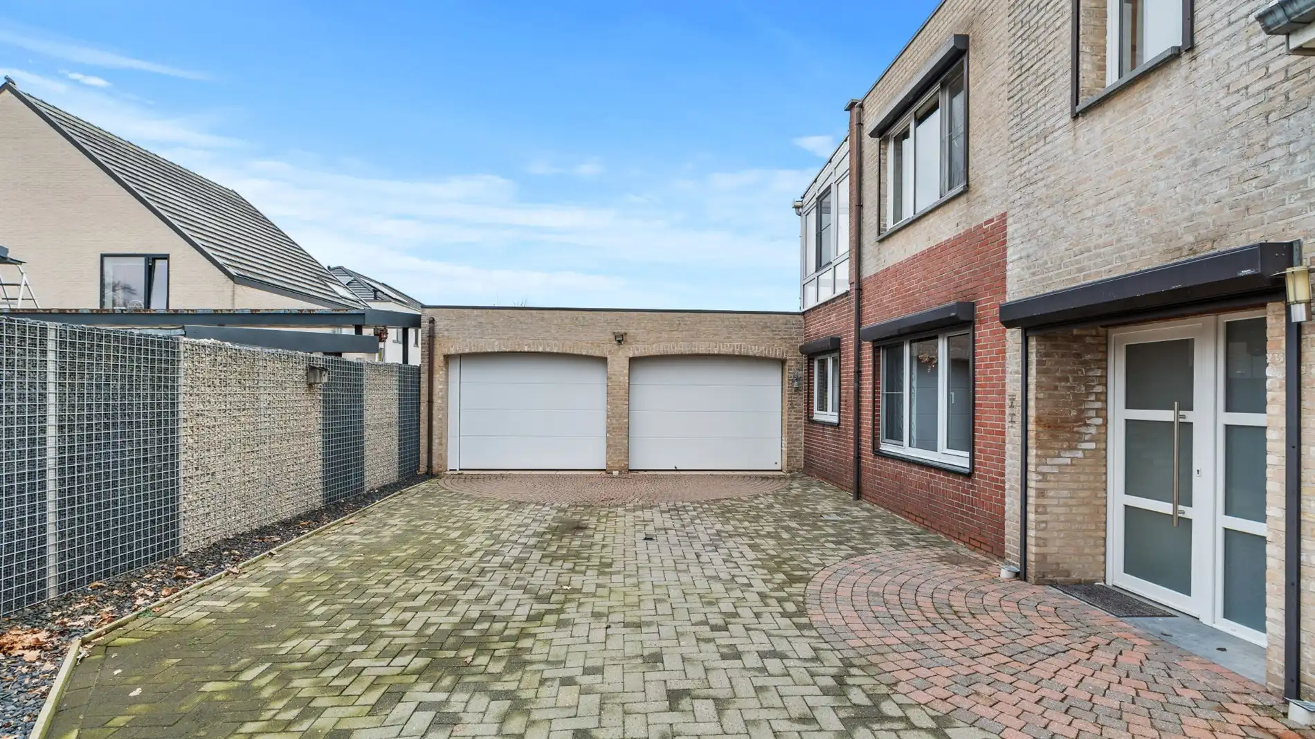 Riante gezinswoning met tal van mogelijkheden nabij Maastricht! foto 4