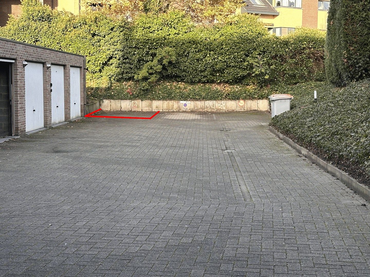 Prachtig dakappartement van 125m² met 2 slaapkamers, een dressing en een autostandplaats in het centrum van Lanaken!  foto 22