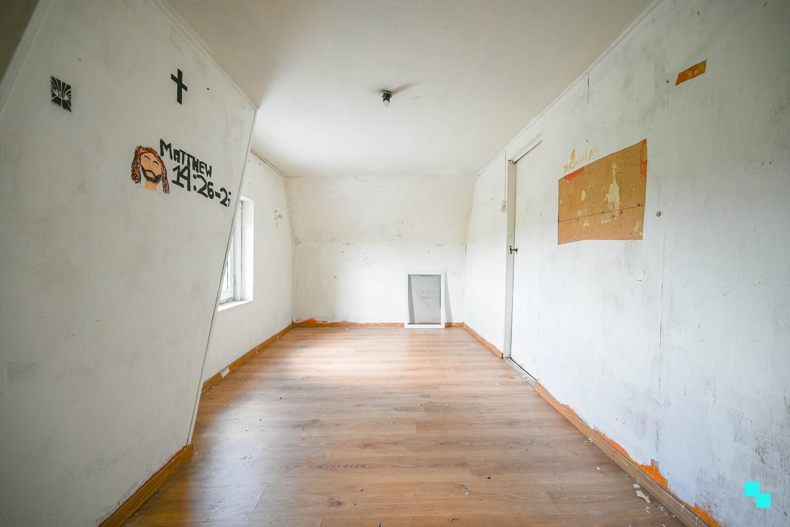 Landelijk gelegen, te renoveren woning op 1.767m² perceel foto 16