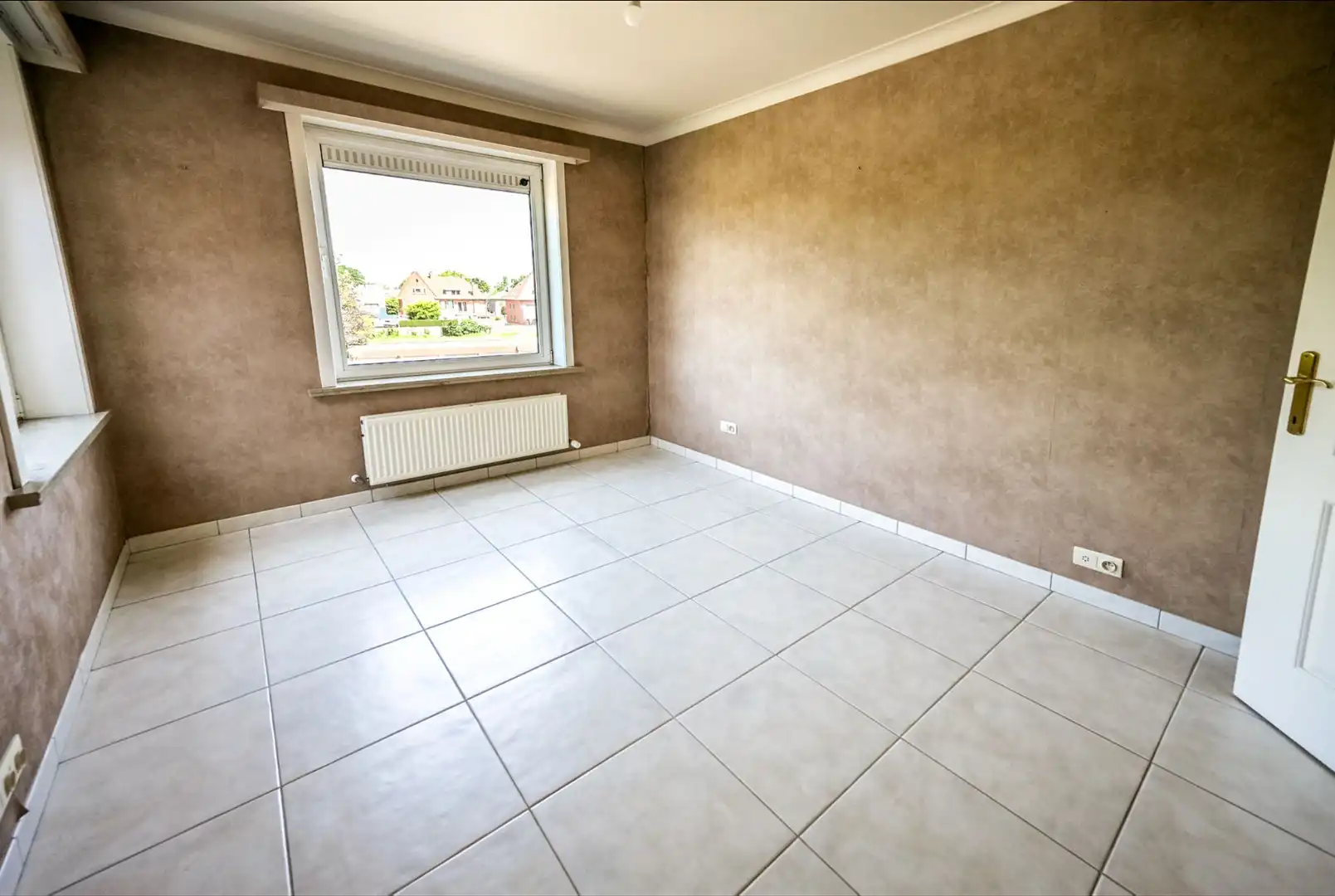 Ruim energiezuinig appartement met 3 slaapkamers te Waarschoot foto 7