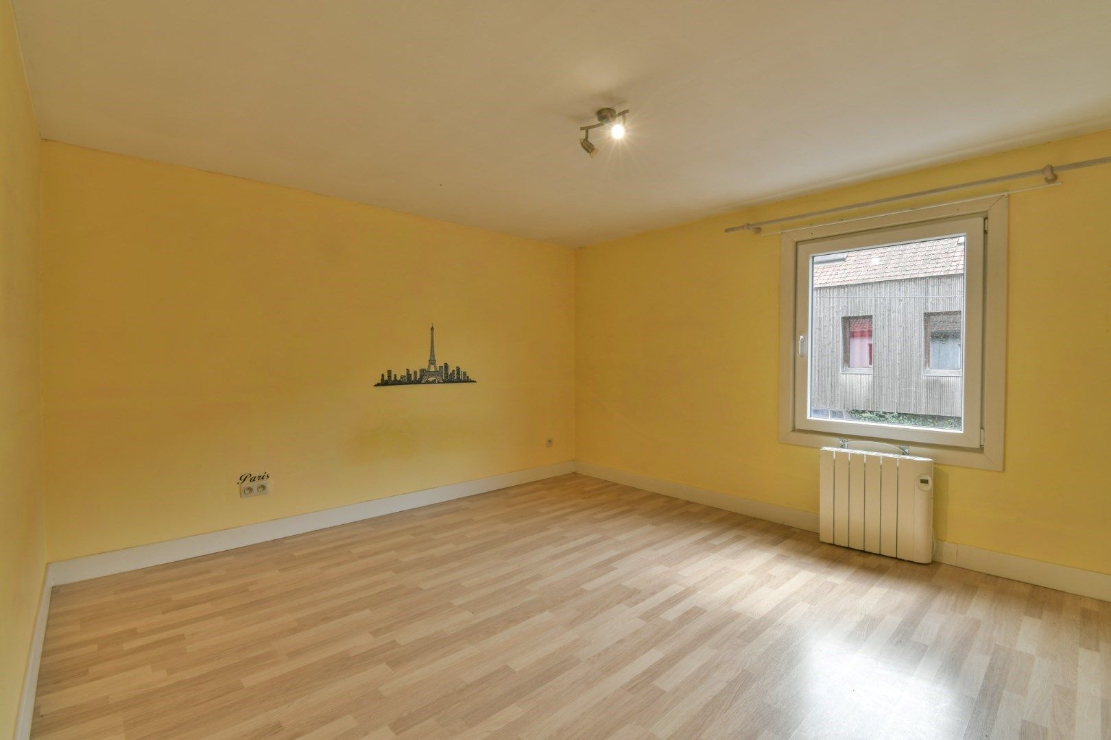 Gezellige instapklare woning in het hartje van Roeselare! foto 6