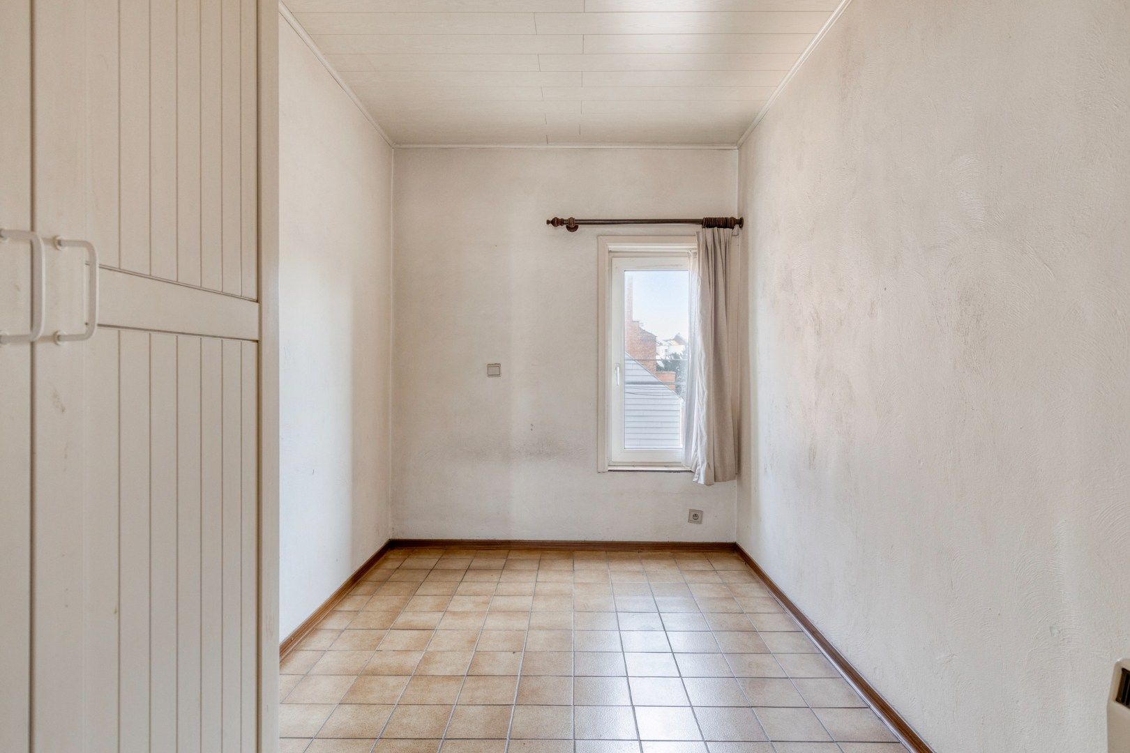 Op te frissen 1-slaapkamer appartement in kleinschalig gebouw foto 3