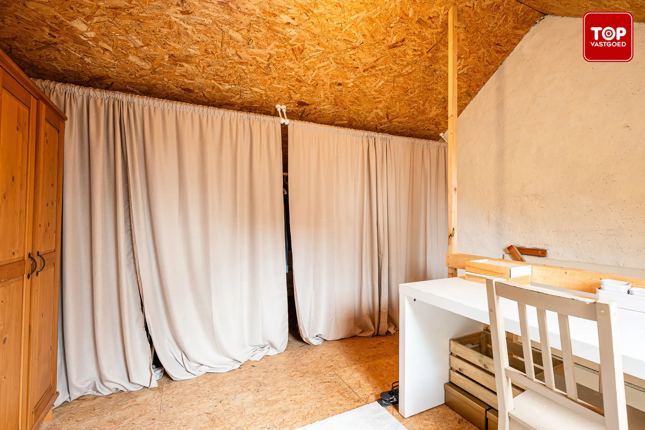 Op te frissen halfopen bebouwing met leuke tuin. foto 21