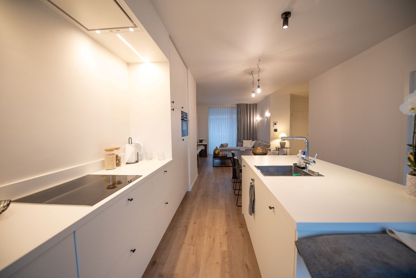 Recent appartement met 2 slaapkamers TE HUUR in Waregem! foto 4