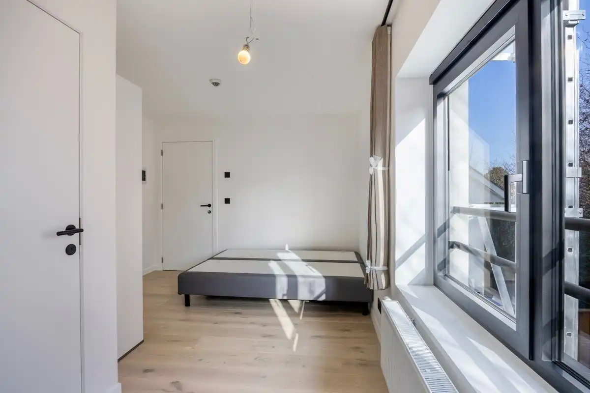 Volledig gerenoveerd en gemeubelde studentenkamer met privé badkamer en tuin - EPC A!  foto 19