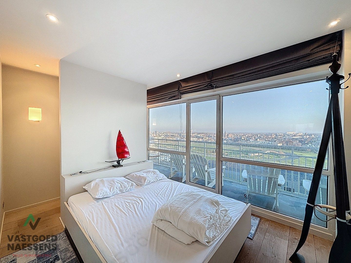 GEMEUBELD 2 SLPK APP MET ZEEZICHT EN 2 TERRASSEN foto 9