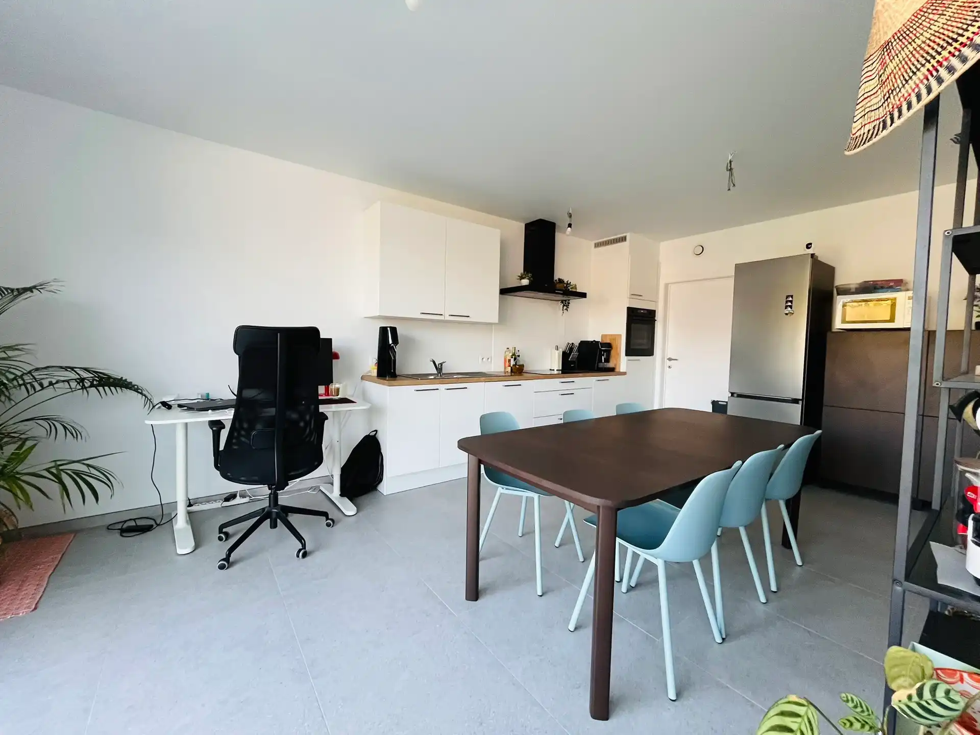 MODERN EN ENERGIEZUINIG APPARTEMENT MET 2 AUTOSTAANPLAATSEN foto 8