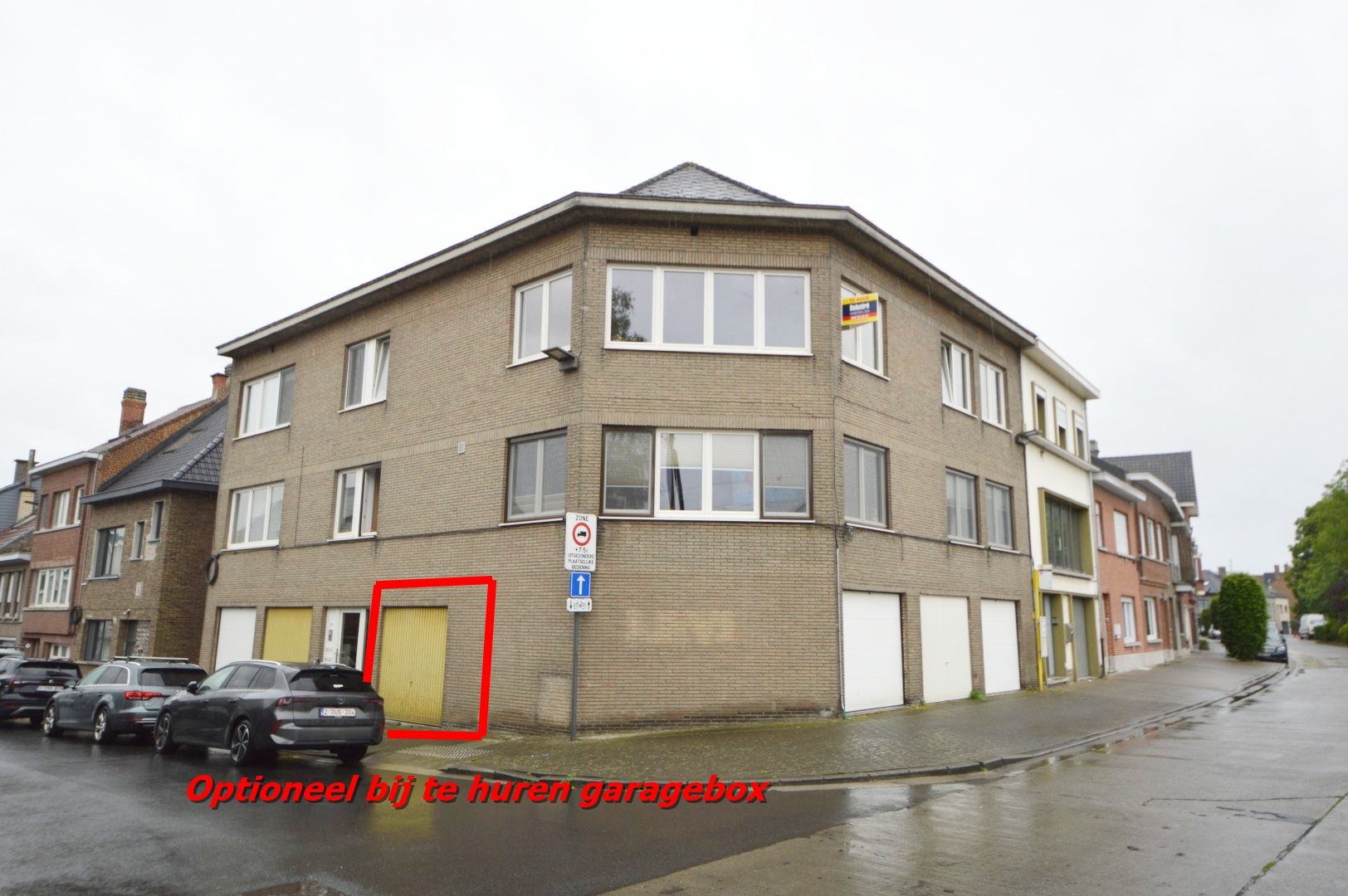 Ruim en lichtrijk appartement met 2 slaapkamers  foto 2